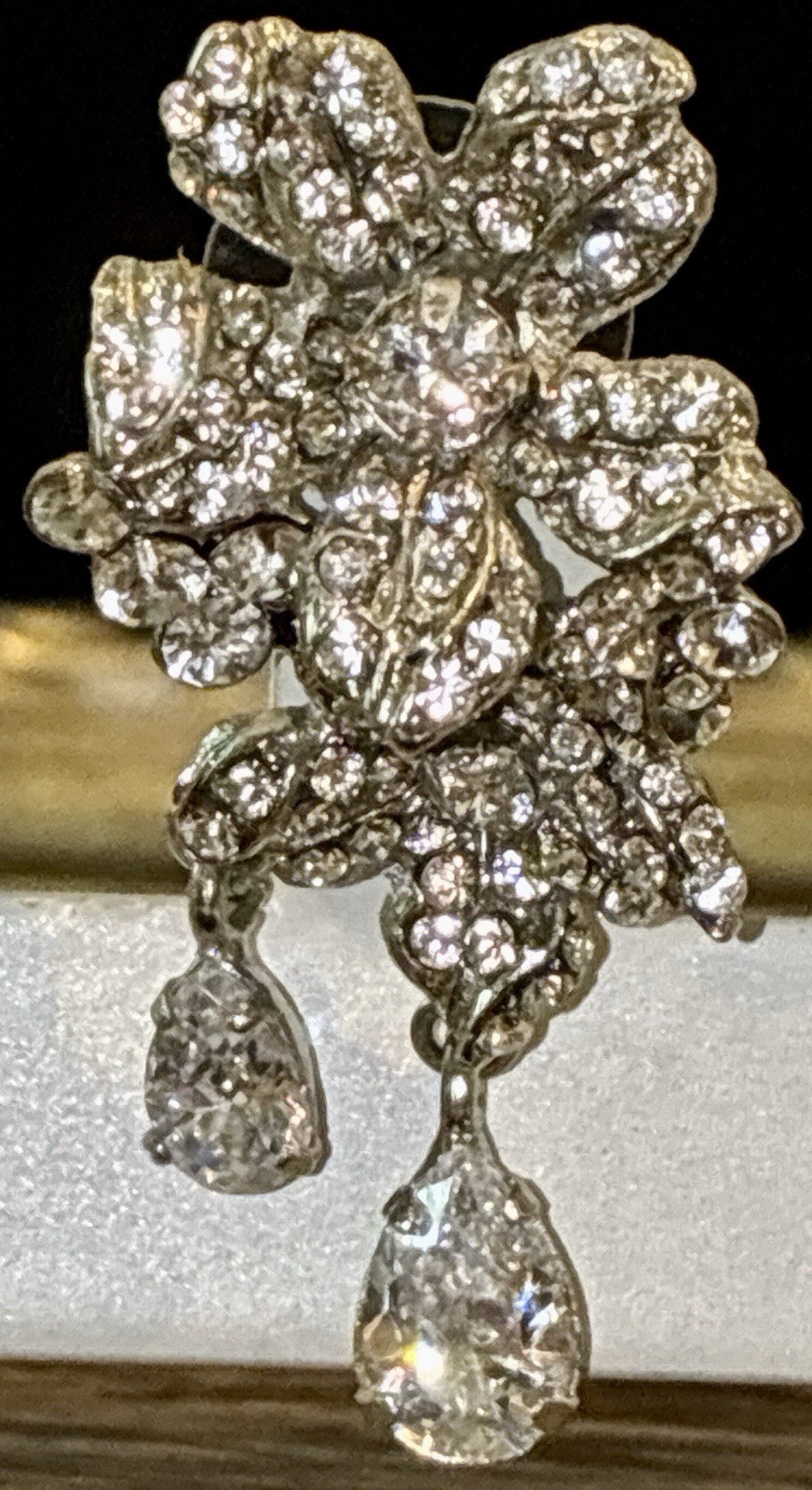 Amazing SIMAN TU Haute Couture Runway Floral Australian Crystal Earrings RARE ~