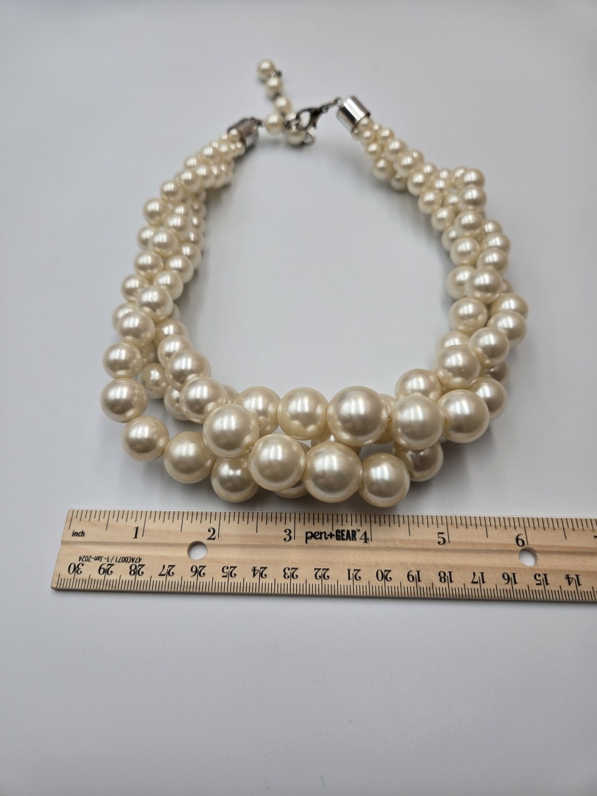 3 Strand Graduated Faux Pearl Choker Necklace Ivory color bold statement 221