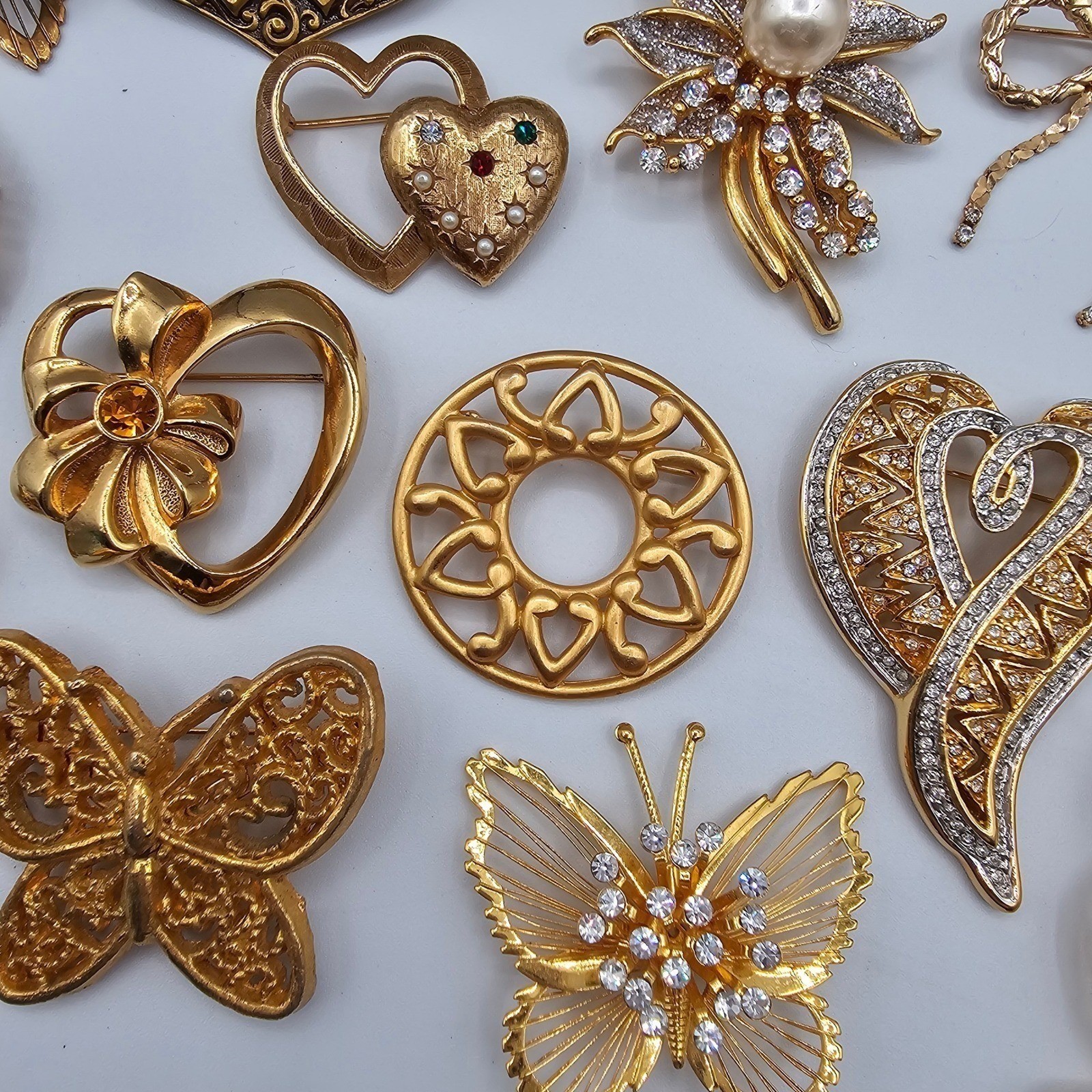 Vtg Gold Tone Brooch Lot Rhinestone Butterfly Floral Some Signed Avon Monet 20pc