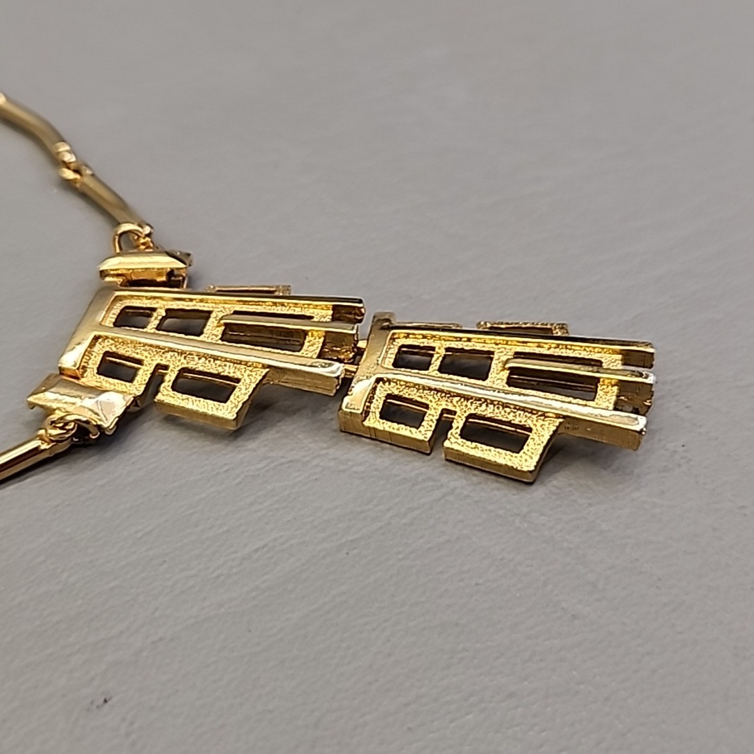 Vintage Modernist Necklace Gold Tone Geometric Dangle Pendant Articulated READ