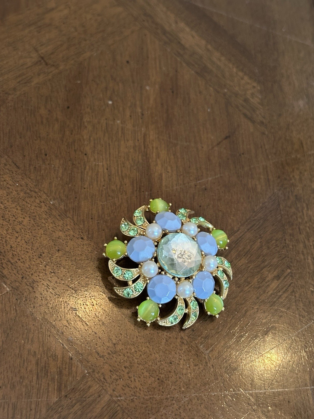 Vintage Blue & Green Rhinestone Faux Pearl Floral Cluster Brooch Gold Tone Nice!
