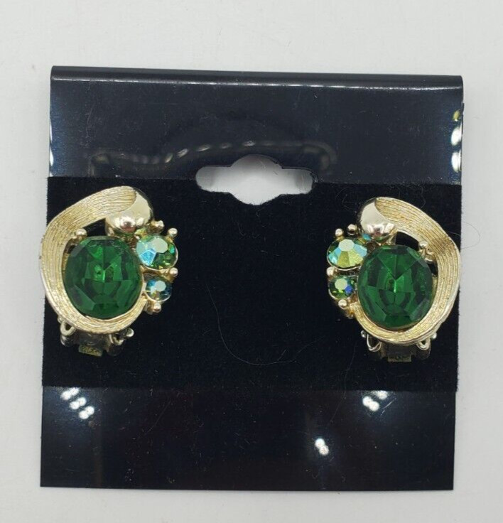 Stunning Lisner Dark Green and Blue Aurora Borealis Gold Tone Clip Earrings