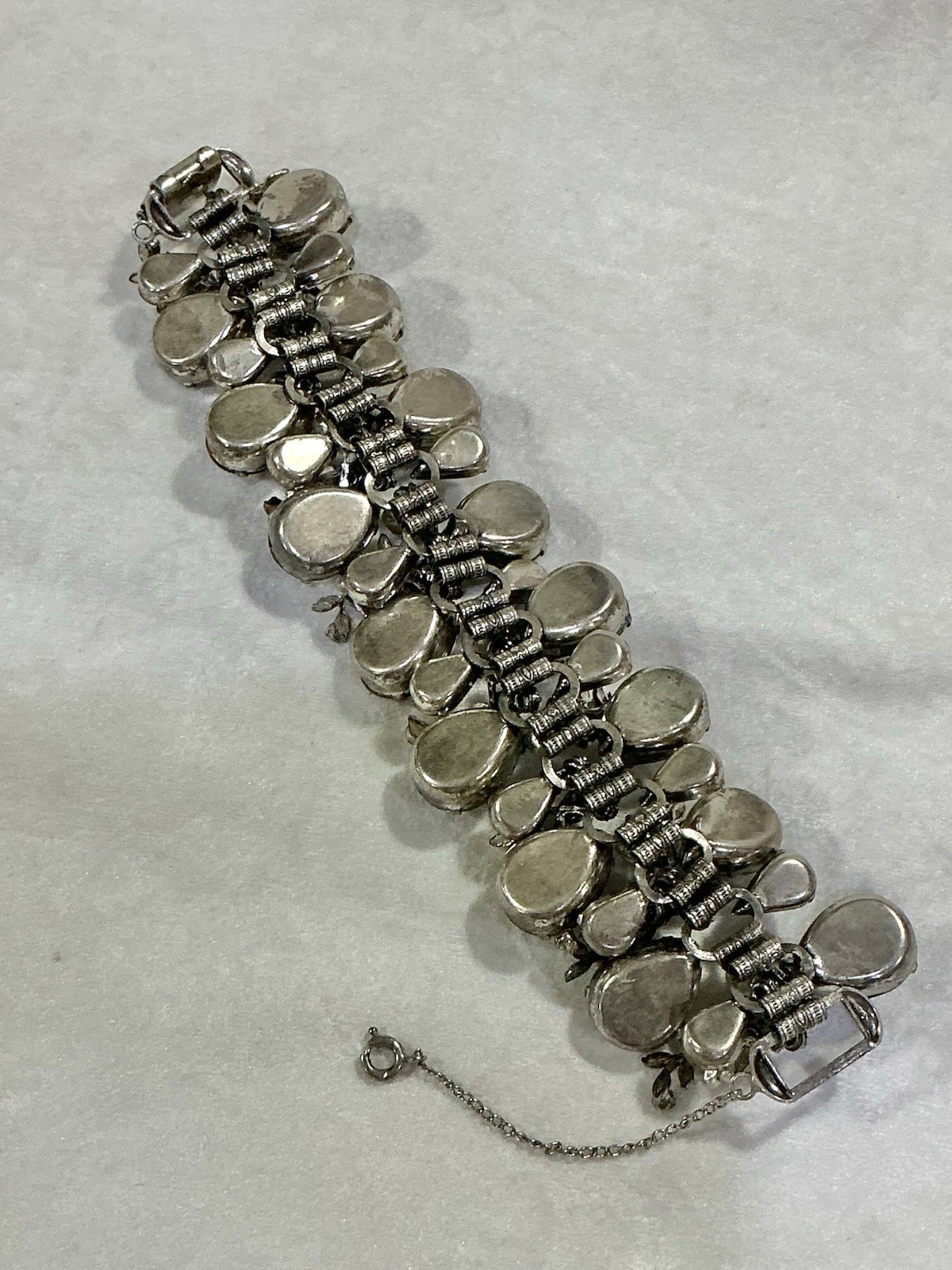 ROBERT Vtg. Bracelet. 1940s. Stunning! Good Condition!