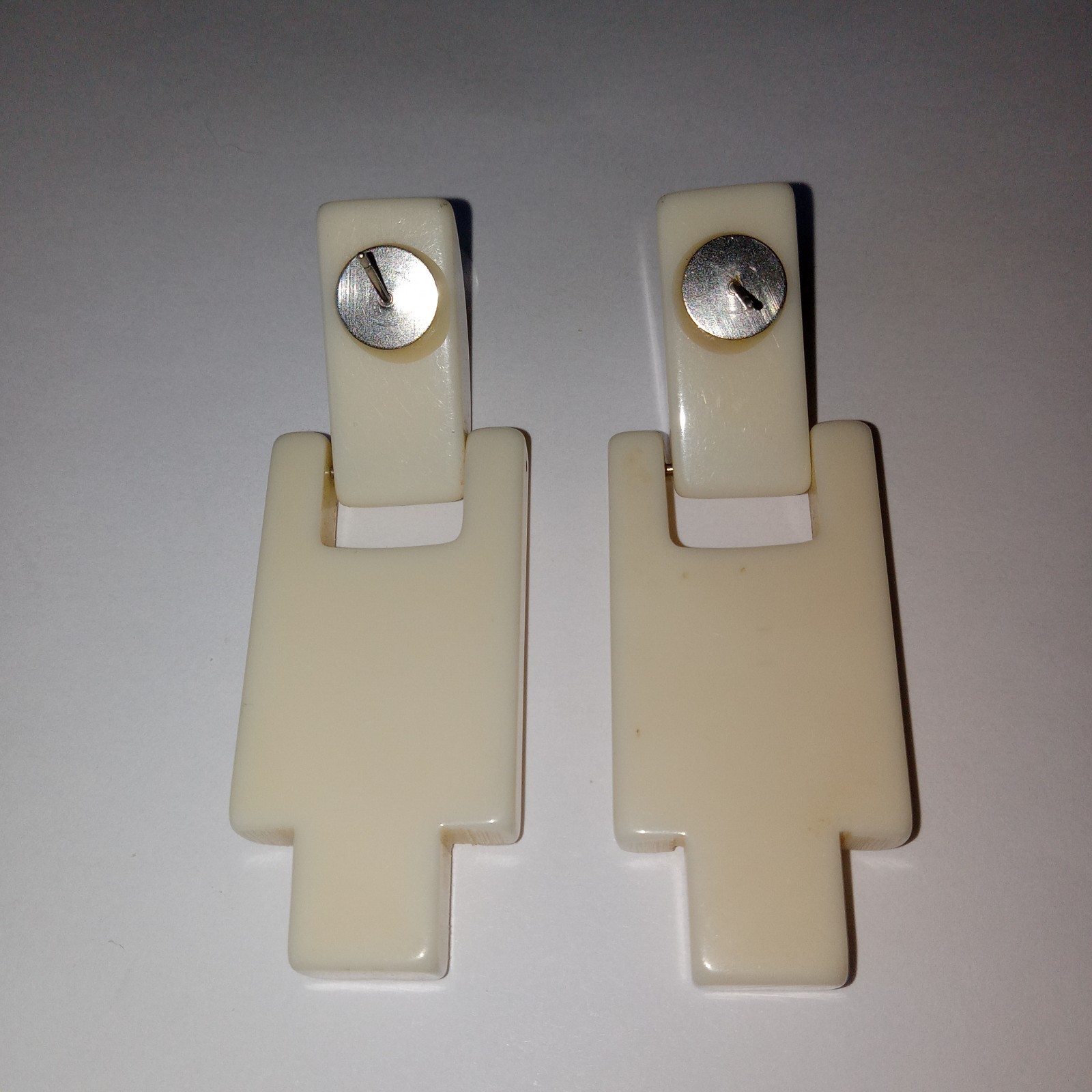 Vtg Art Deco Pierced Earrings Off White Acrylic Plastic