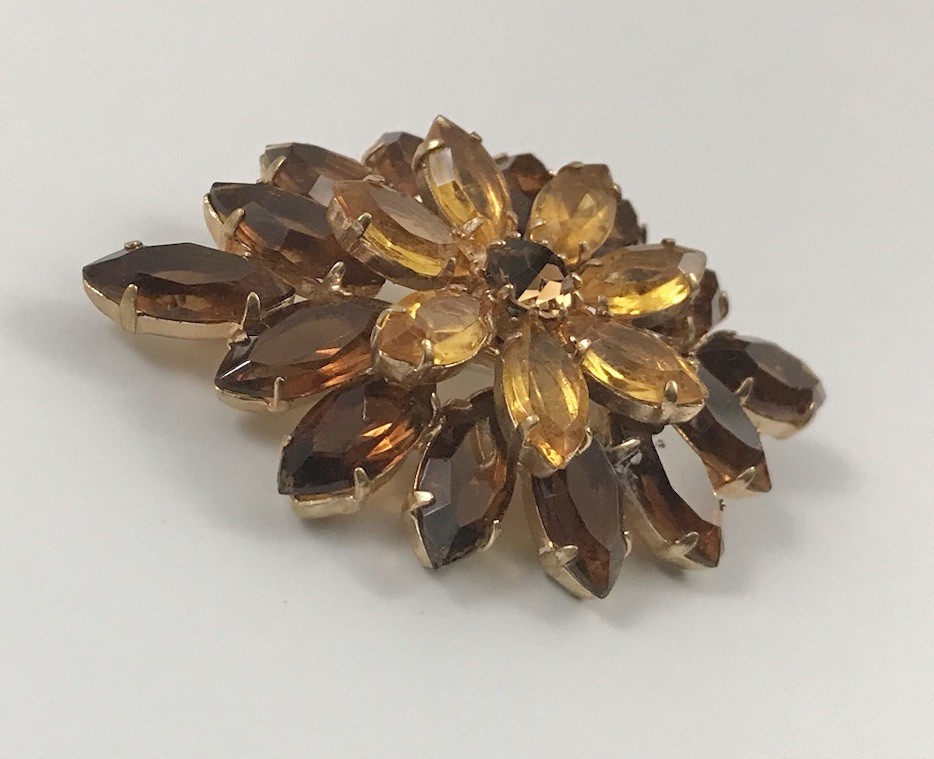 Vintage Gold Tone Crystal Fall Colors Layered Flower Brooch Pin. #936