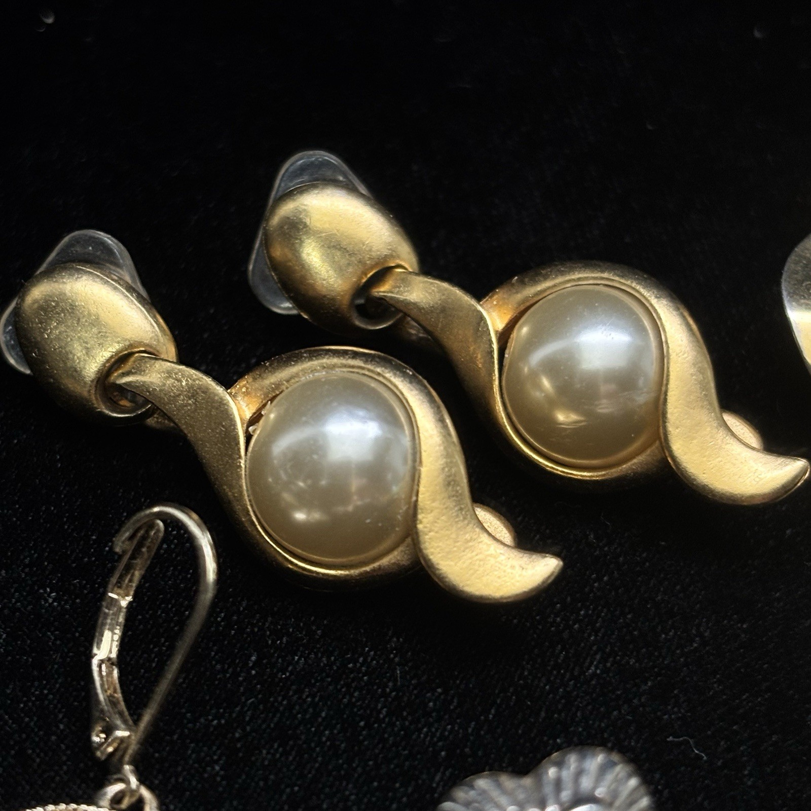 Vintage Earrings Lot Of 4 Monet Avon Rhinestone Gold Silver Tone 80s-90s