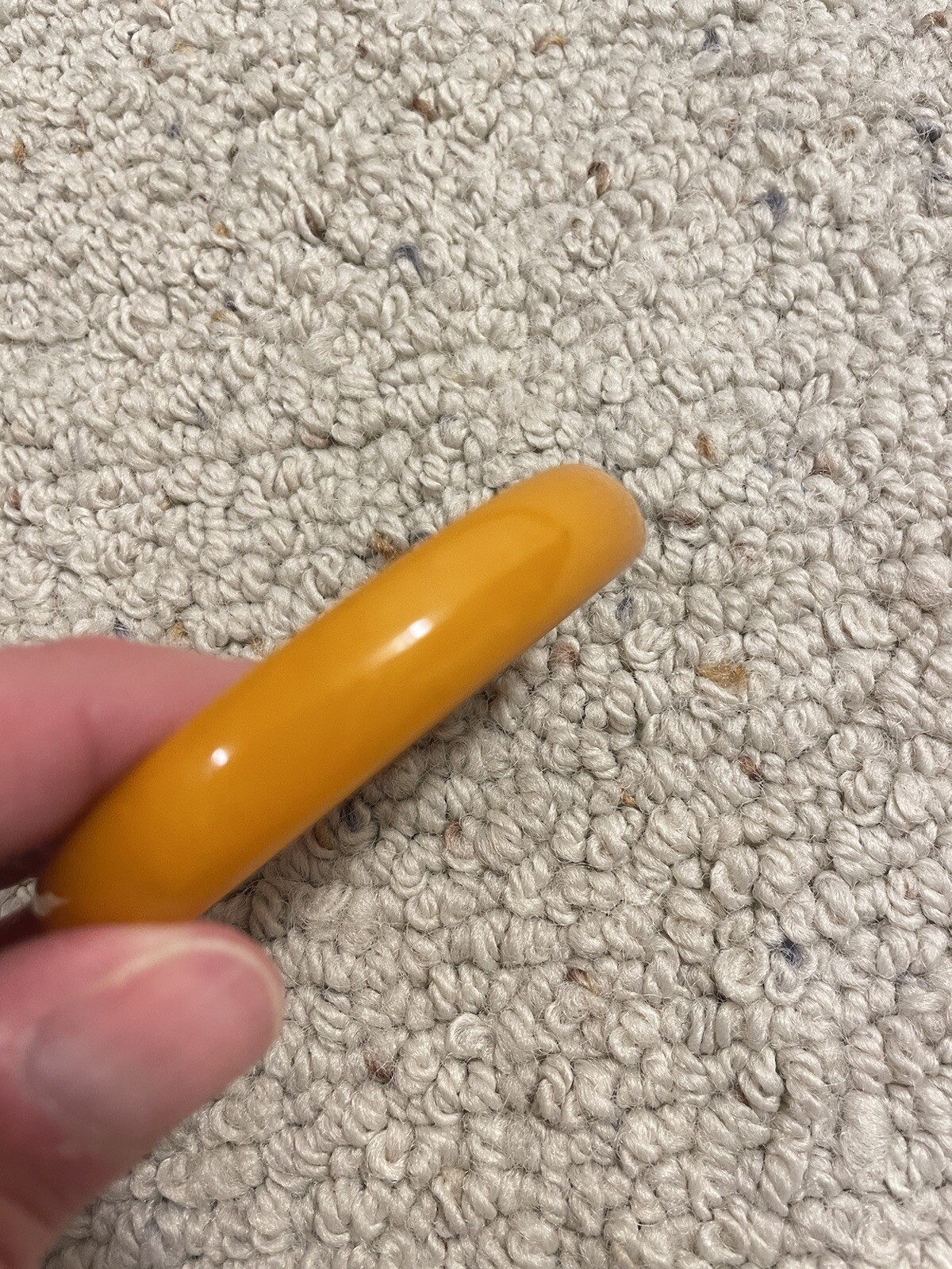 Vintage Butterscotch Bakelite Bangle Bracelet 1/2 Inch Wide Great Condition