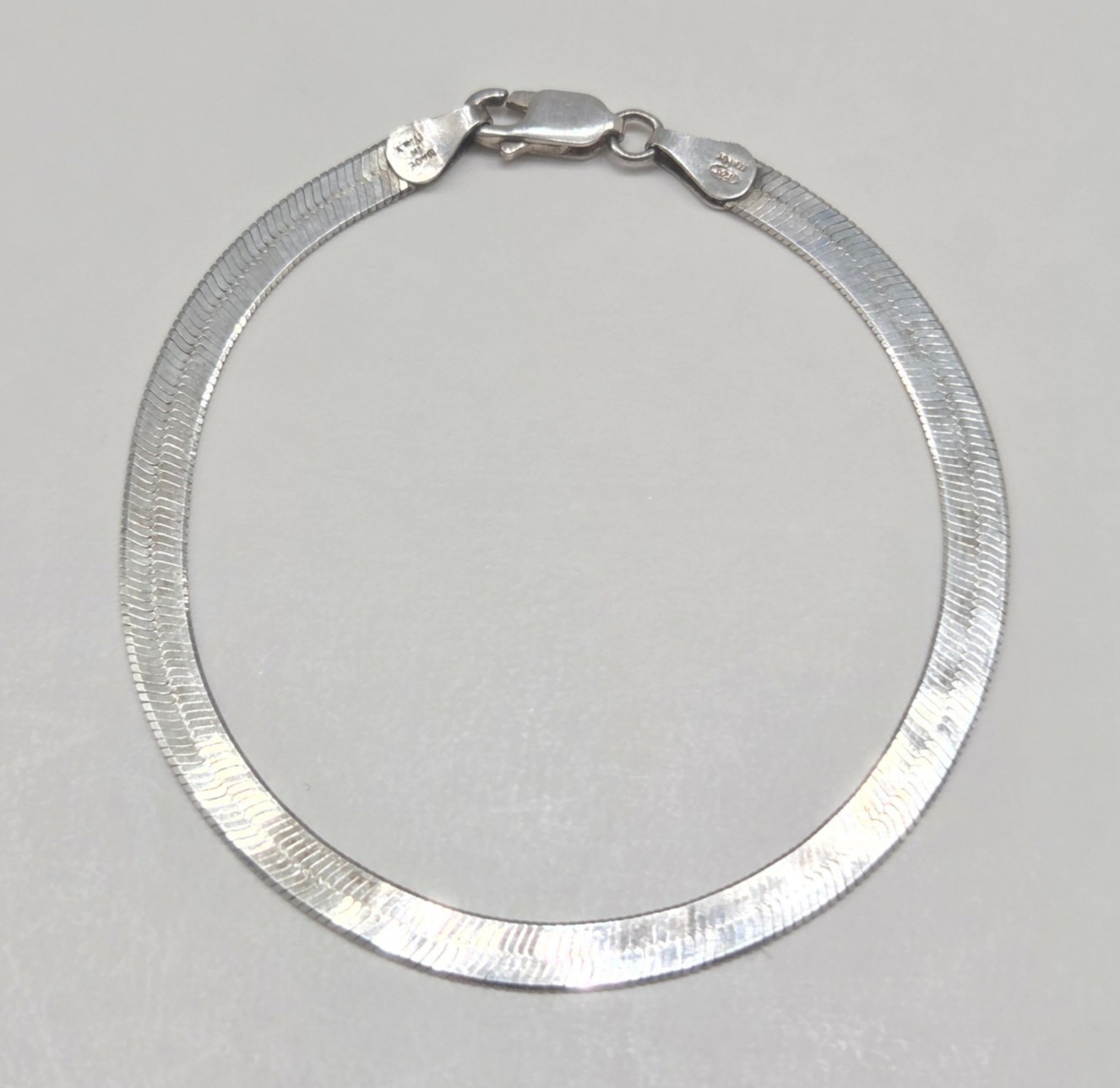 Vintage Milor 925 Sterling Silver Herringbone Bracelet Made Italy 7 1/4″ 5mm 4g
