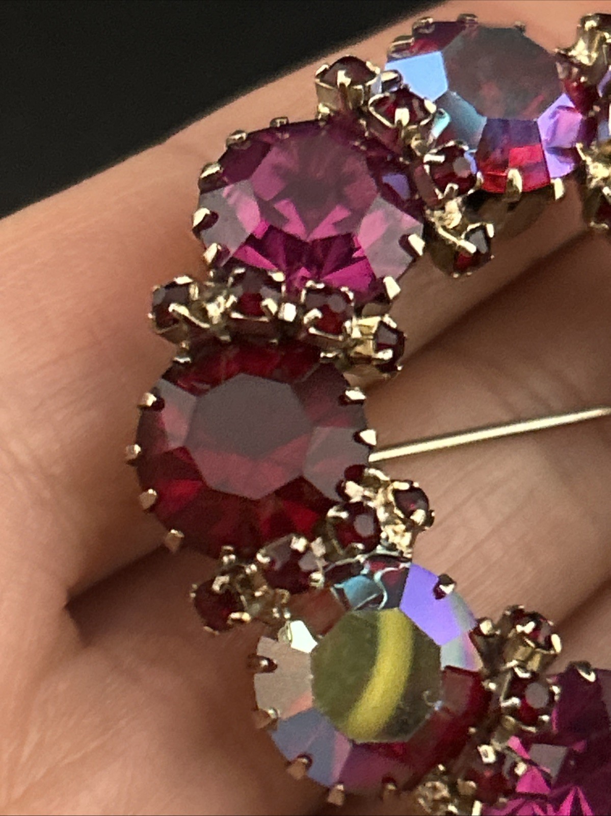 Vintage Karu Arke Inc. Fuchsia Ruby Red Aurora Borealis Rhinestone Brooch Pin