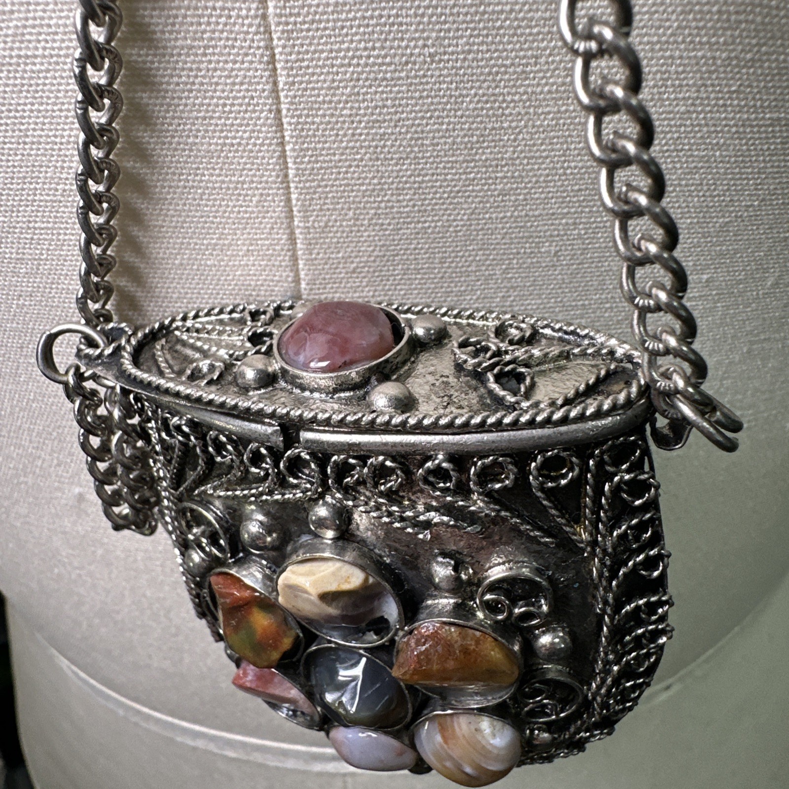 Vintage Small Silver-tone Sajai Metal Purse Necklace Agate Gemstones Tether Lid