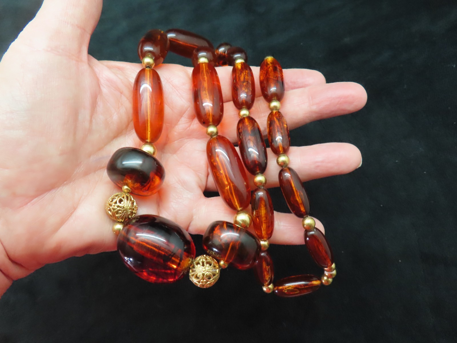 Vintage 1980’s Smart & Sophisticated Faux Tortoise Bead Necklace