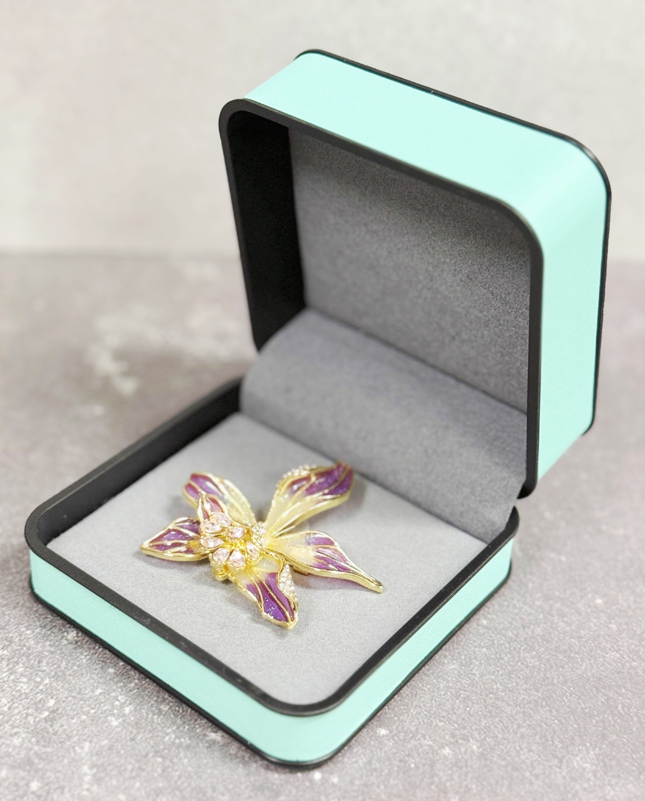 Orchid flower brooch, Statement brooch, pink crystal brooch, Hat brooch pin