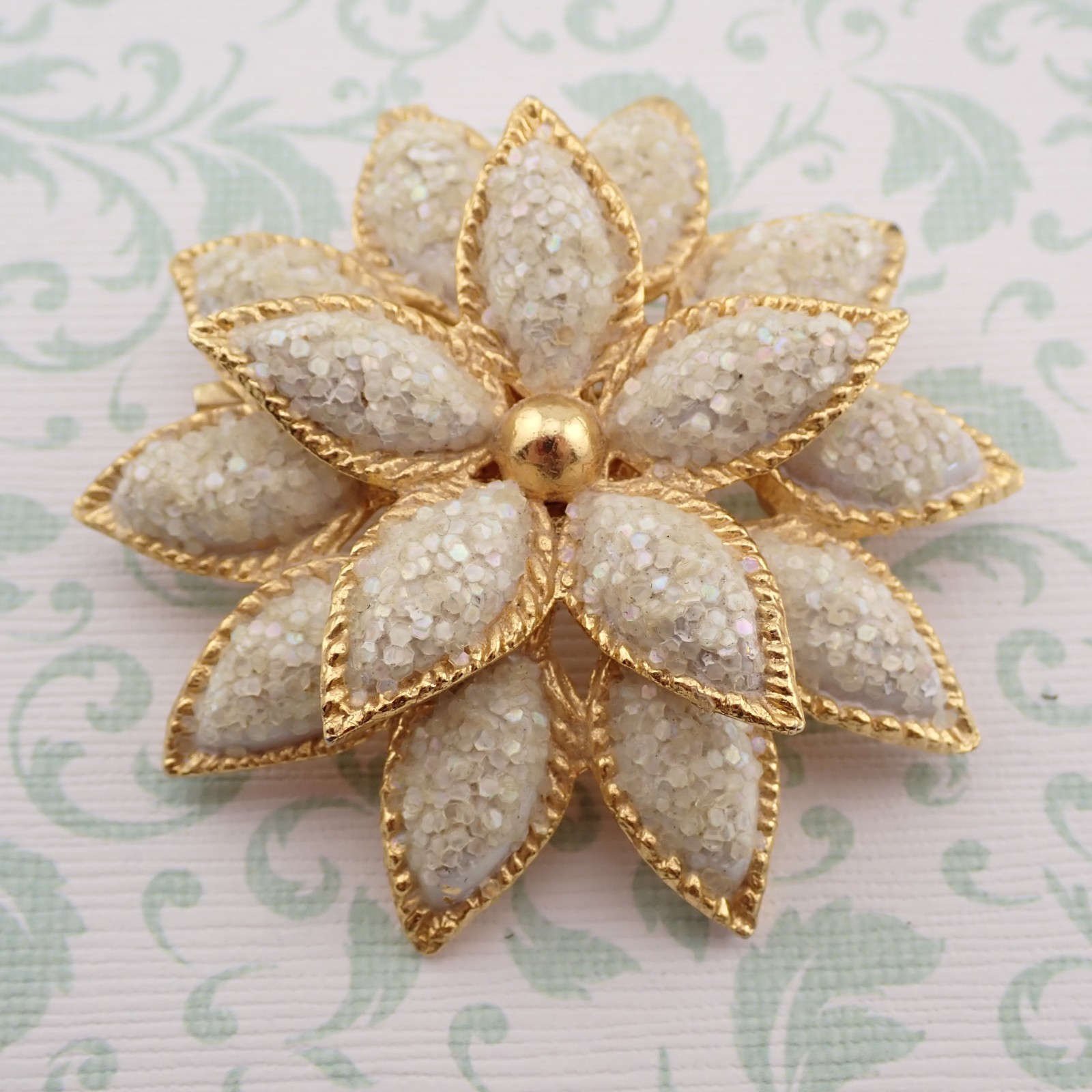 Vintage Cream Mosaic Glitter Layered Flower Gold Tone Pin Brooch