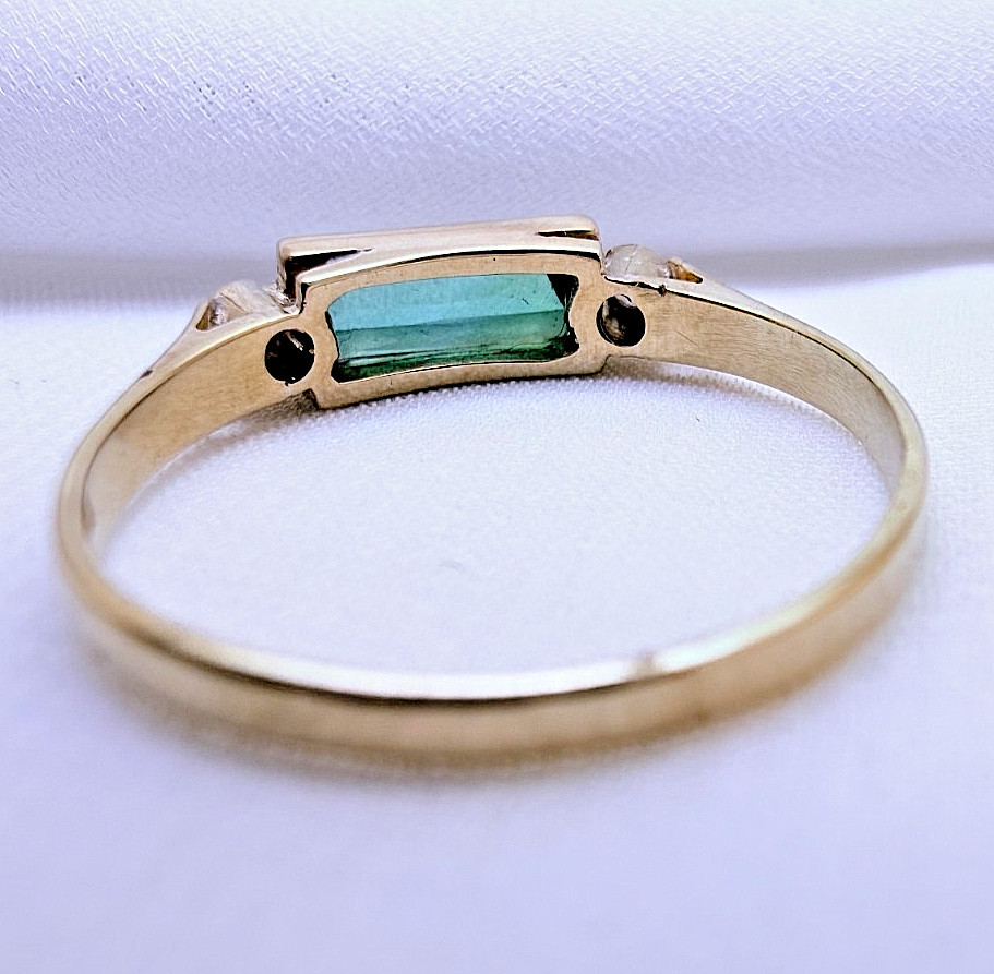 Vintage 18ct Gold Green Tourmaline & Diamond Ring Natural Hallmarked Size 7.5