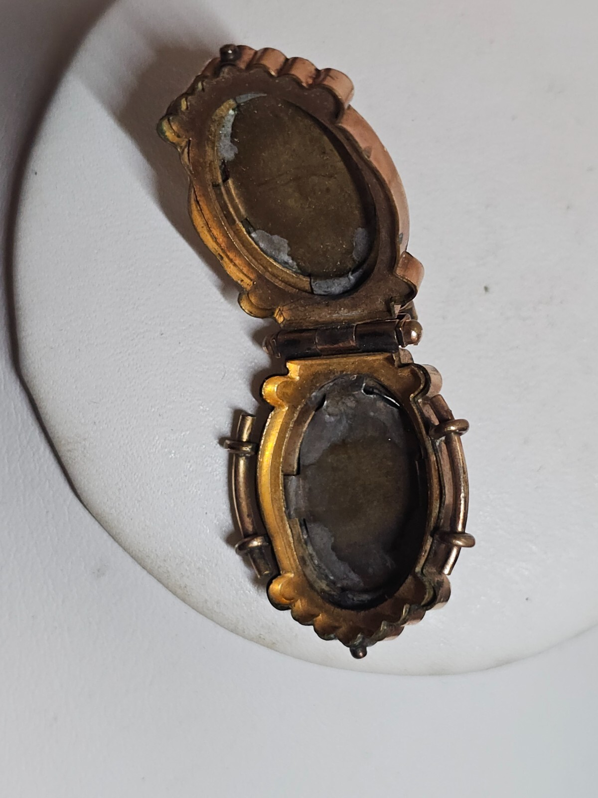 Vtg Victorian Gold Filled Bloodstone Red Stone Double Sided Locket Pendant
