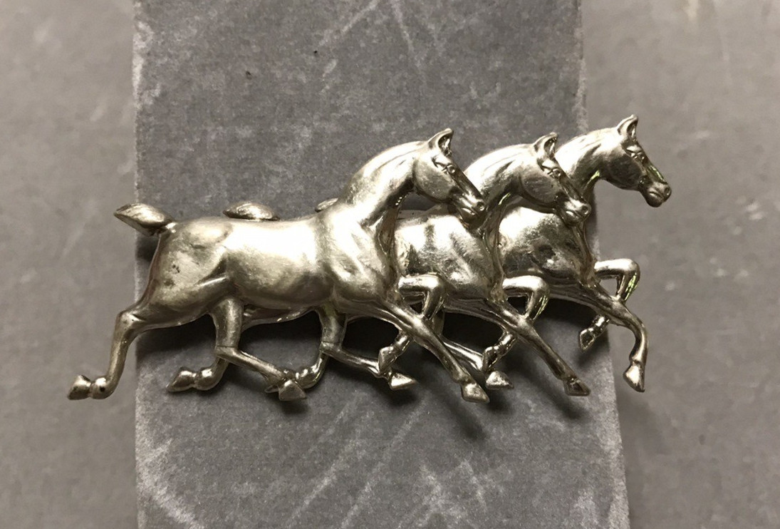 Vintage Sterling Silver 3 Galloping Horses Brooch Pin Running Horses Equestrian