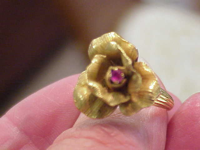 VINTAGE 18K ITALY SOLID GOLD ROSE RUBY RING SZ 7 RARE