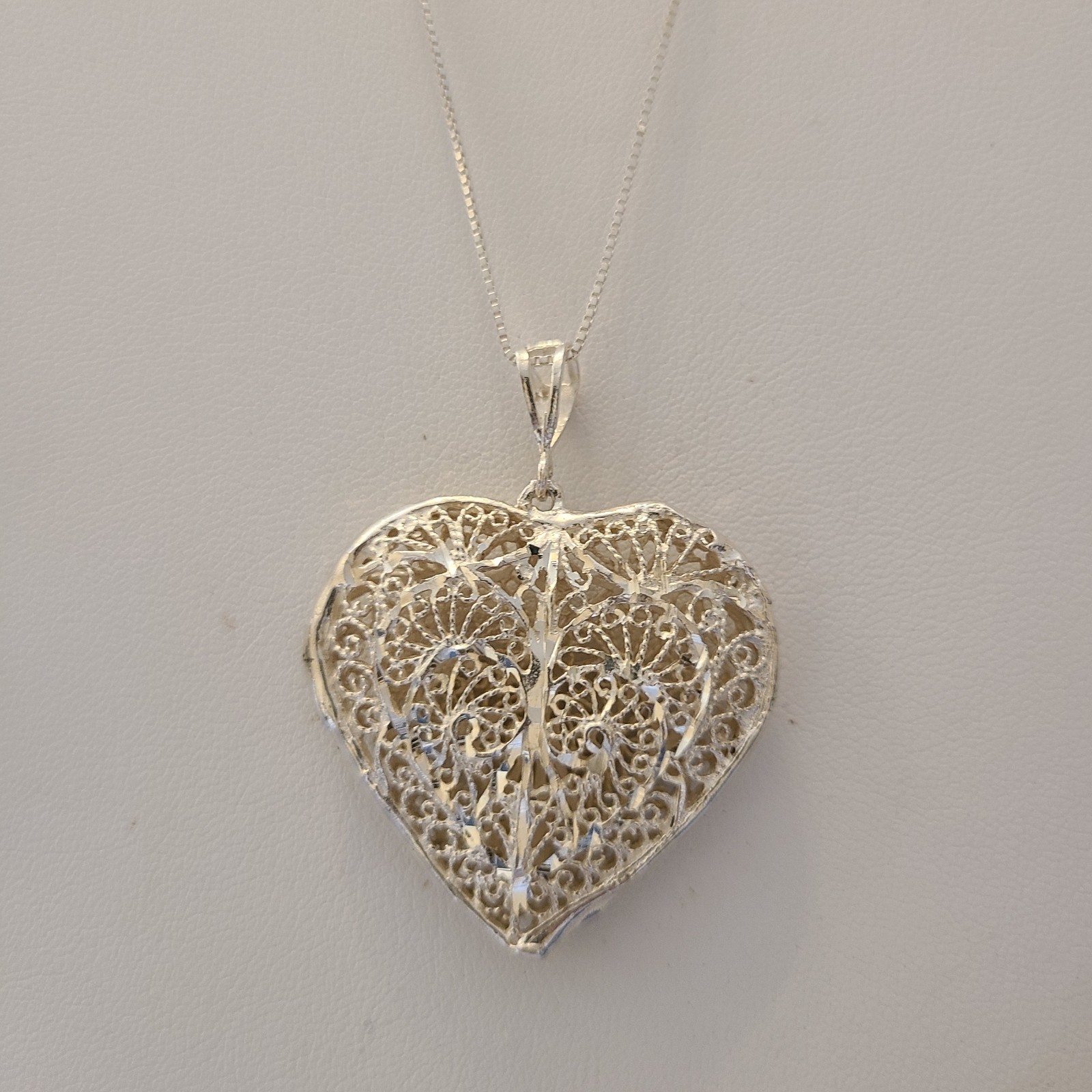 Vtg Sterling Silver Puff Large HEART NECKLACE 32″ Chain 14gm Filigree