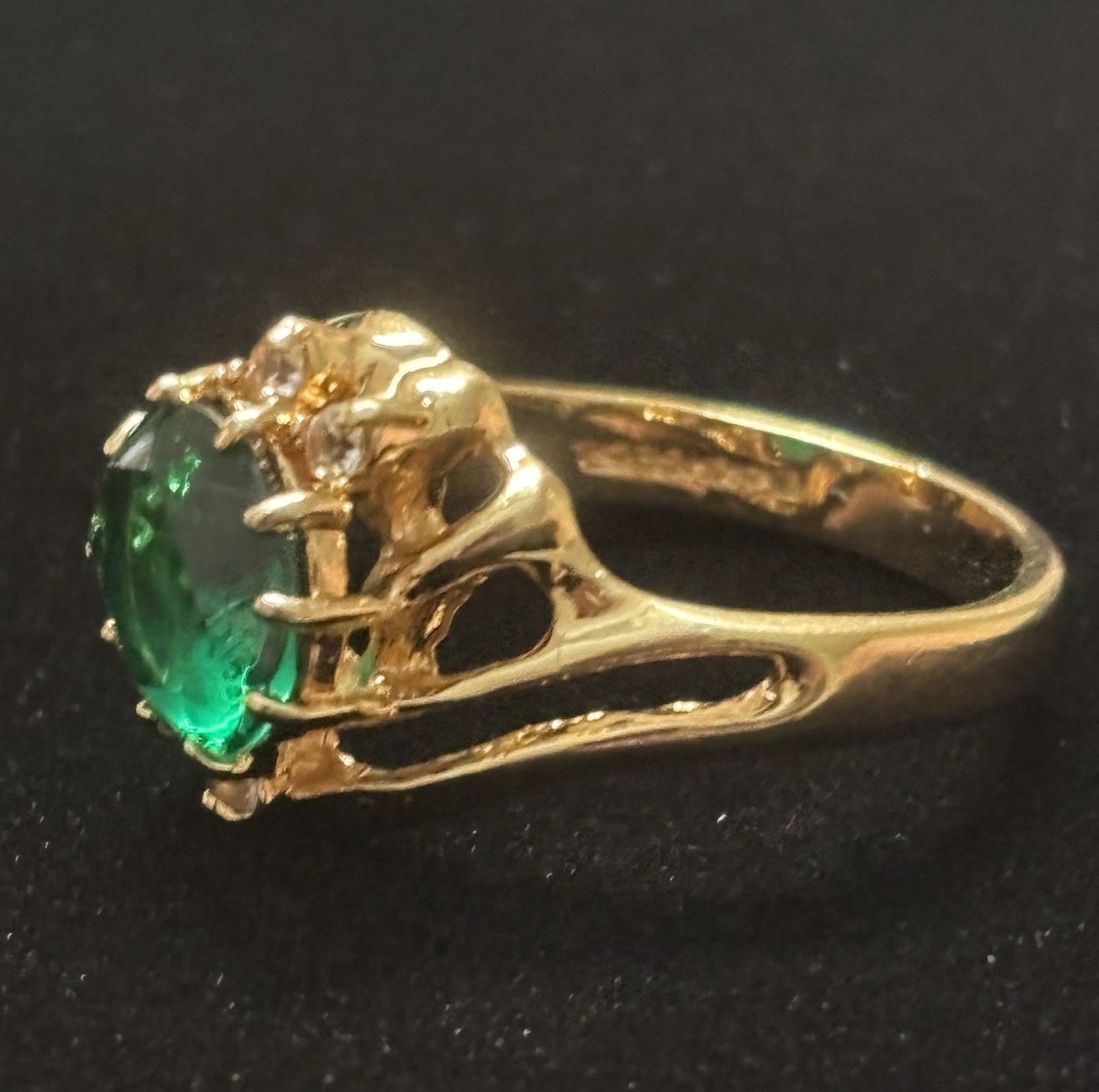 14k Yellow Gold Electroplate Emerald Green Crystal Cocktail Ring Large Size 10