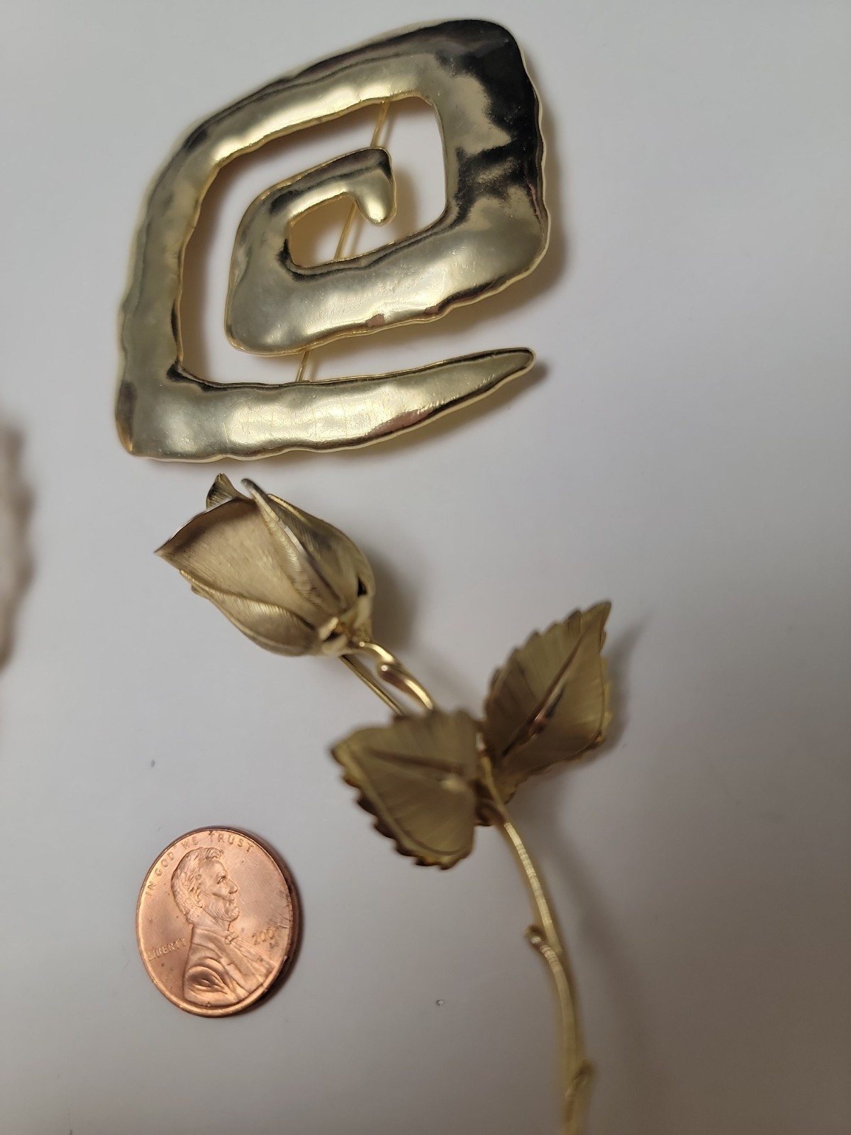 Lot of 5 Vintage Designer Costume Jewelry Brooches & Scarf Clip Signed