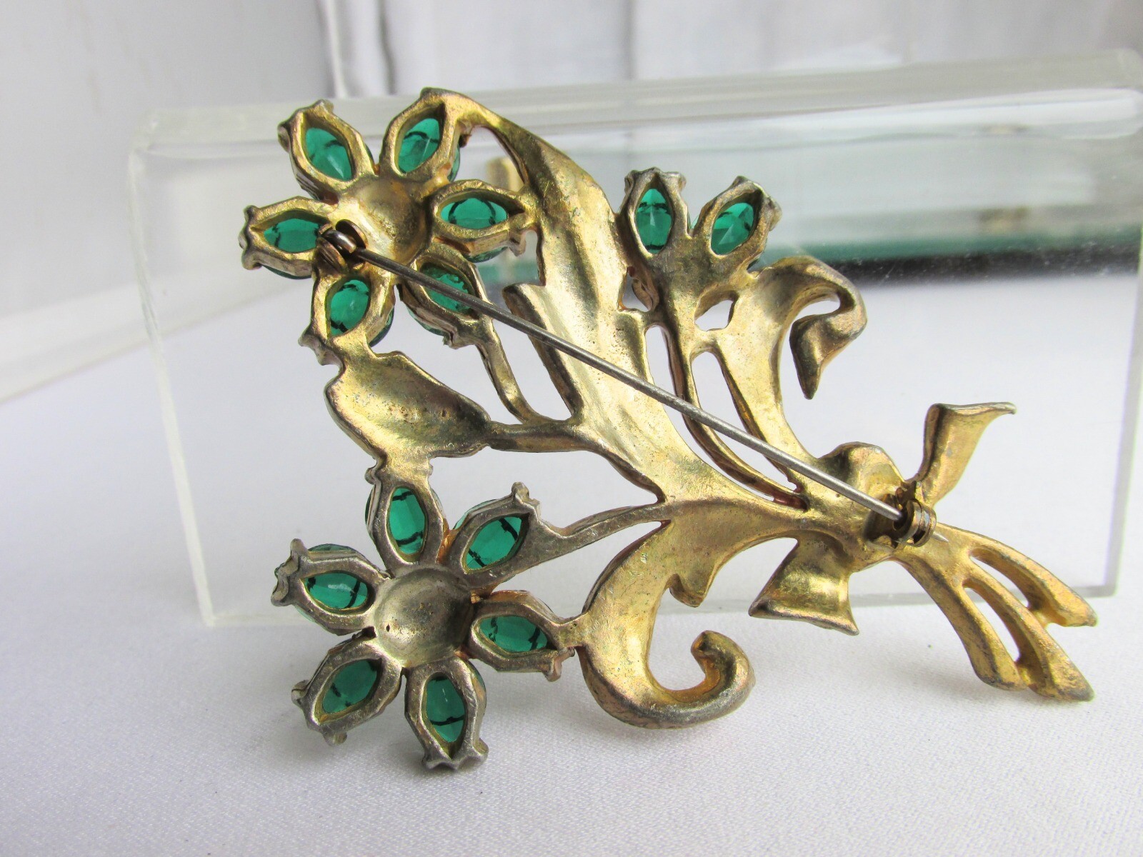 Rare Vintage Art Deco Unique Dark Green Glass Cabochons w/ Eyes Brooch Pin