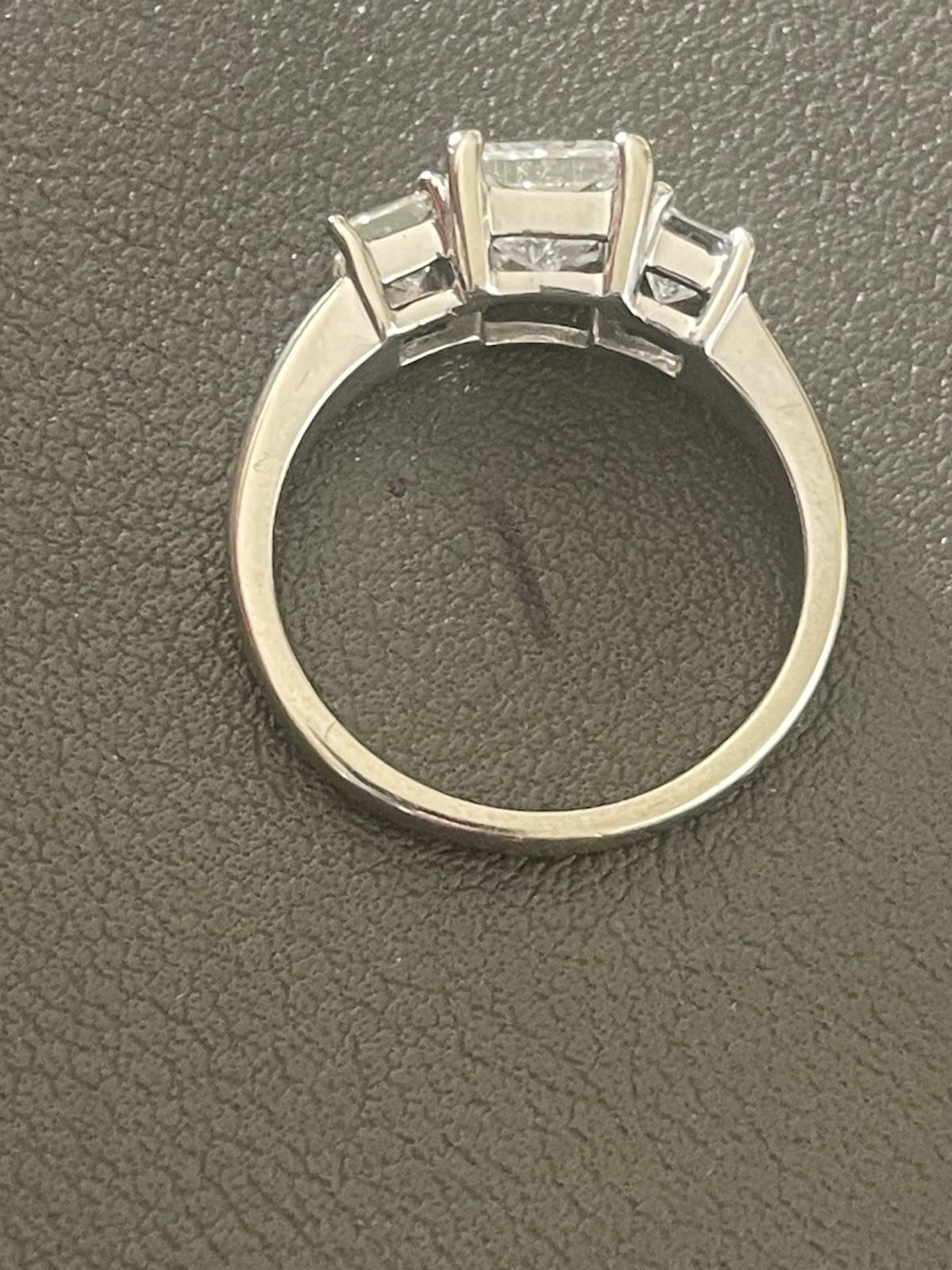 14KT White Gold 1.60CTW (1.00CT Center) Diamond Engagement Ring. Size 6.75+(X245