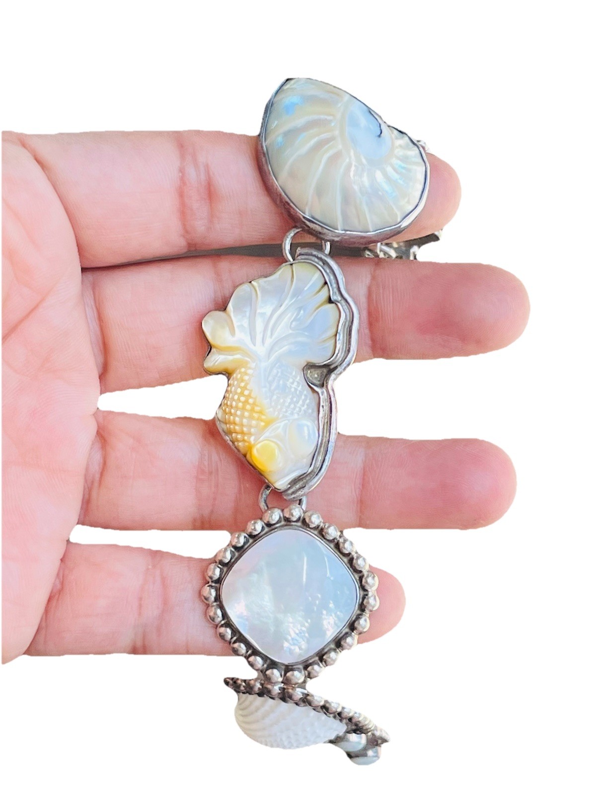 Vintage Sterling Silver AMY KAHN RUSSELL Mother Of Pearl Carved Fish Bracelet