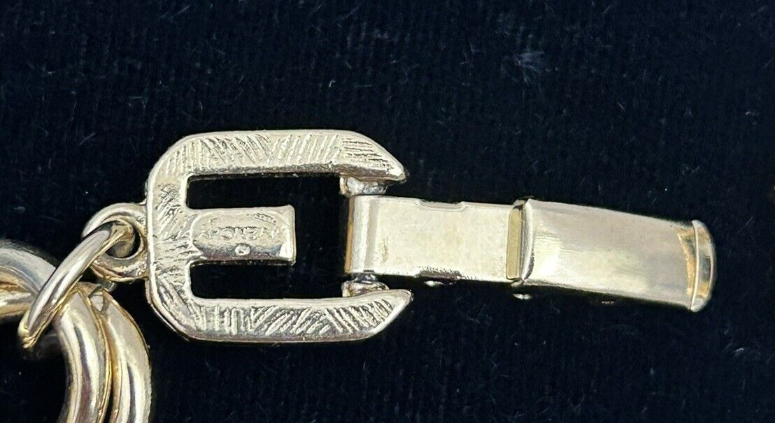 VTG GIVENCHY Gold Tone Bracelet Wheat Spiga Chain 2G Logo Clasp 7.5″ Signed