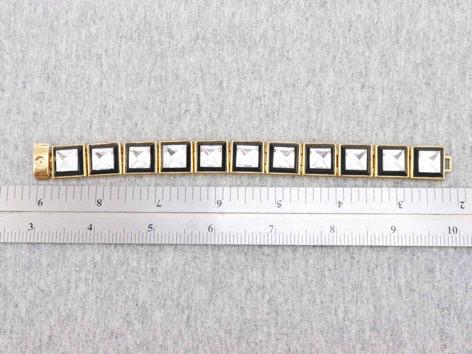 7″ Vintage Henri Bendel Square Crystal Rhinestone Clasp Bracelet Gold Tone Heavy