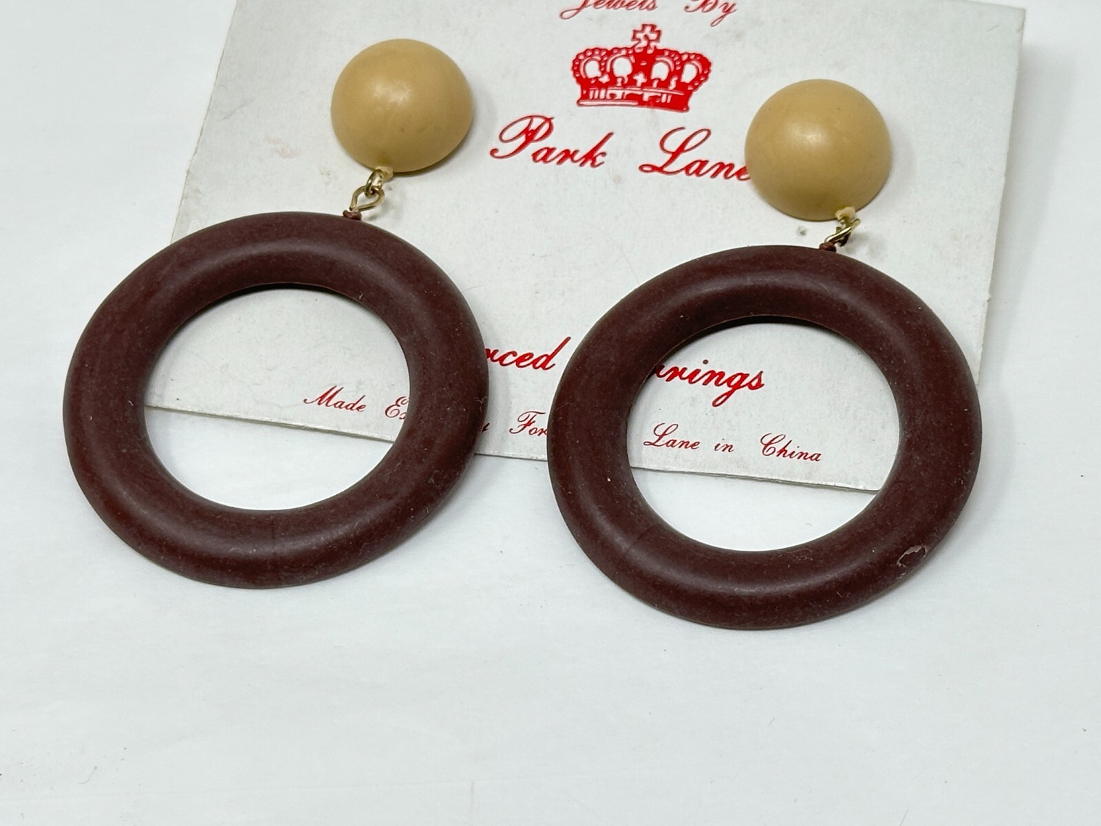Jewels by PARK LANE Goldtone Tan Brown Plastic 2.75″ Drop Dangle Earrings