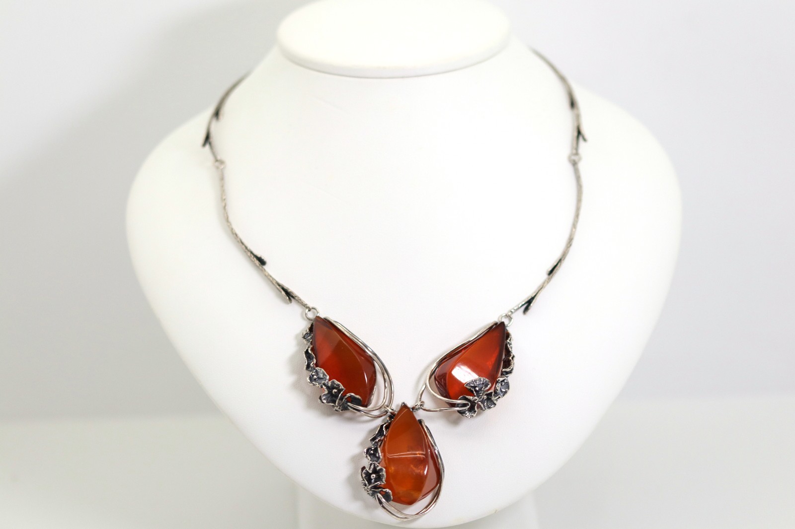 Vintage 925 Sterling Silver Amber Flower Floral Pendant Necklace L: 45cm