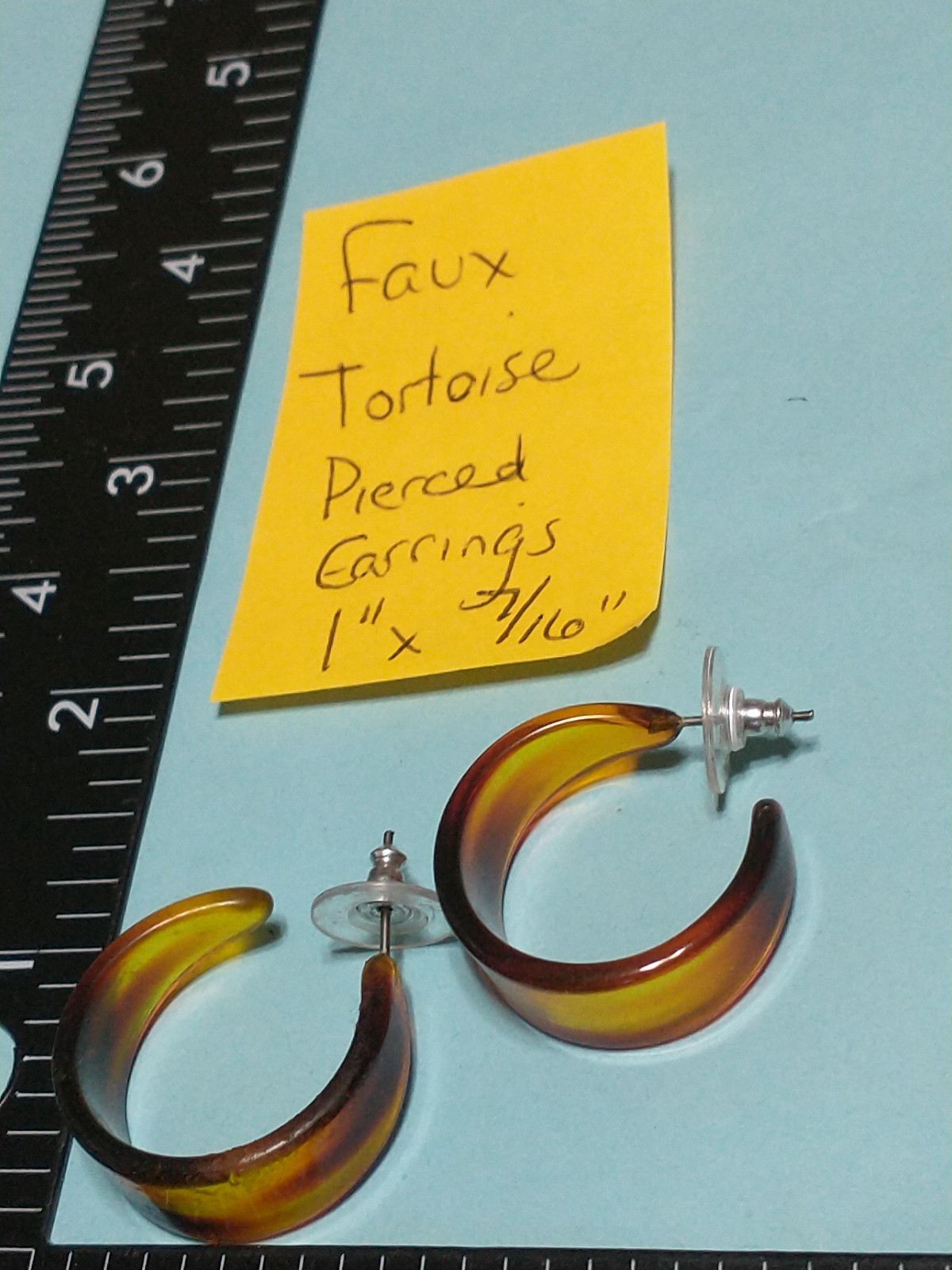 FAUX TORTOISE Shell Acrylic Hoop Earrings PIERCED 1″ X 7/16″ Classic RETRO