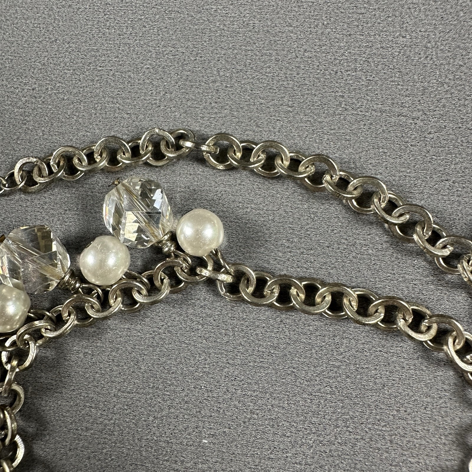 Vintage Faceted Bead Necklace Silver Tone Acrylic Dangle 16-18″ Charm
