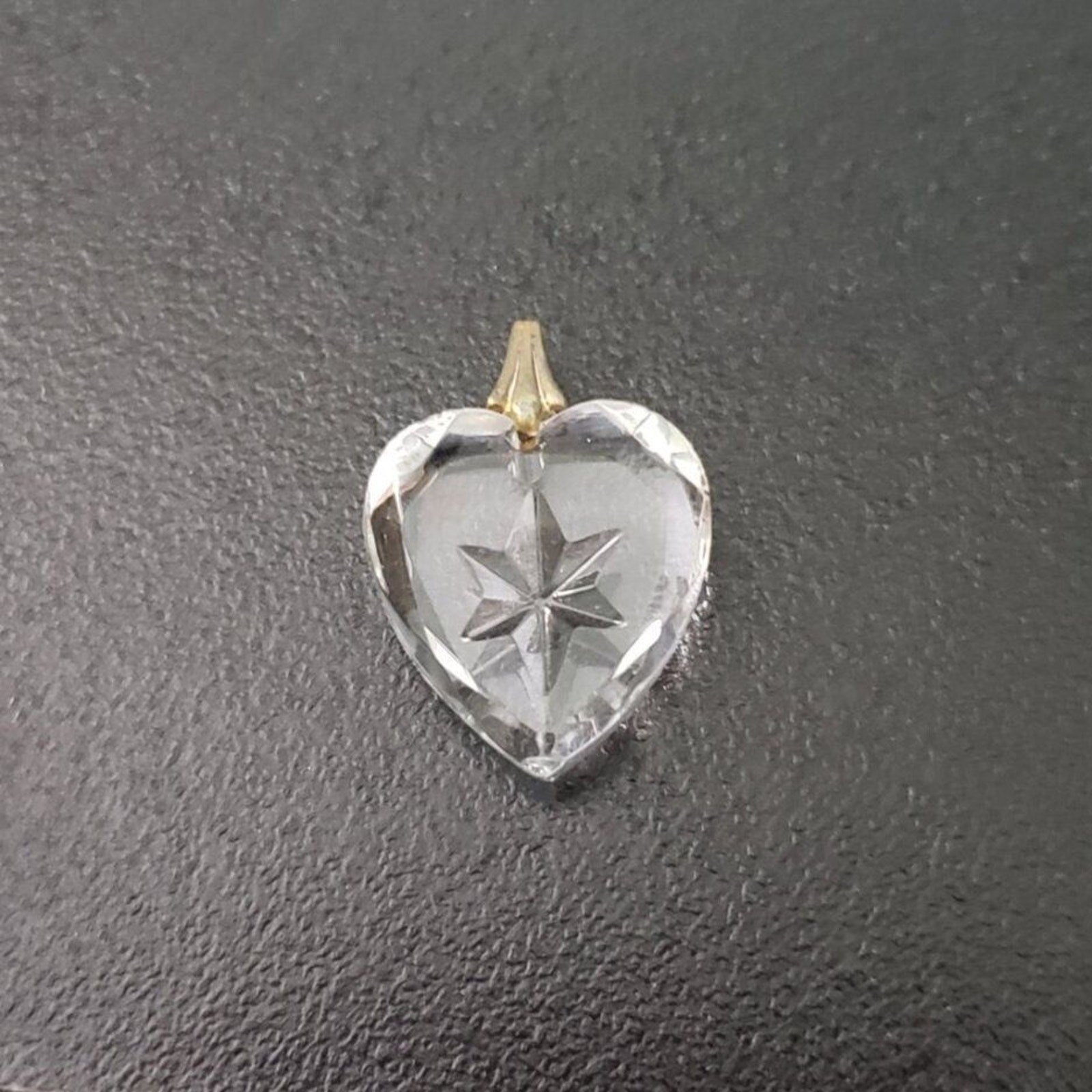 Vintage Pendant Clear Heart with Engraved Star – No Chain Included
