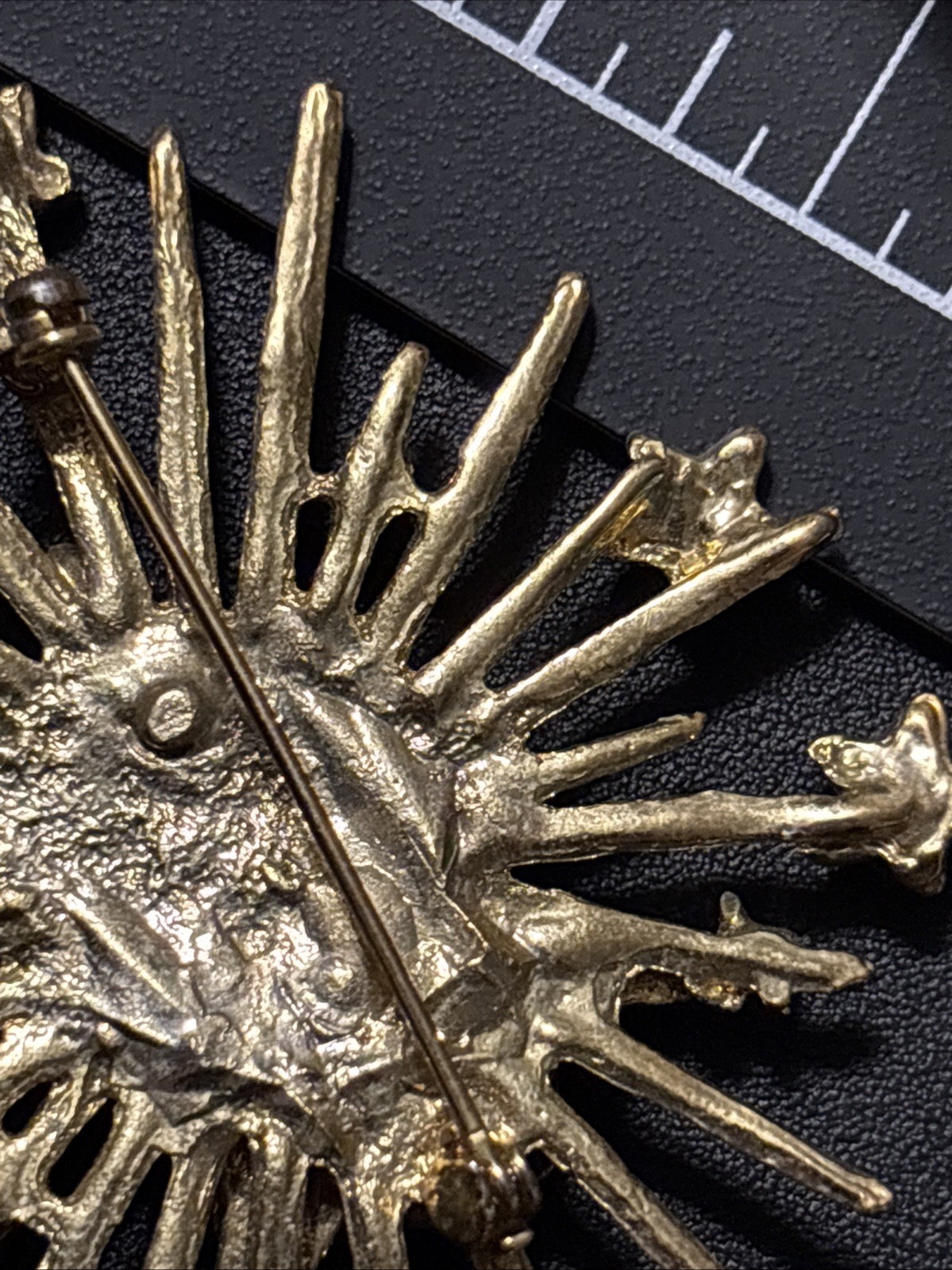 Large Starburst Angel Cherub Brooch