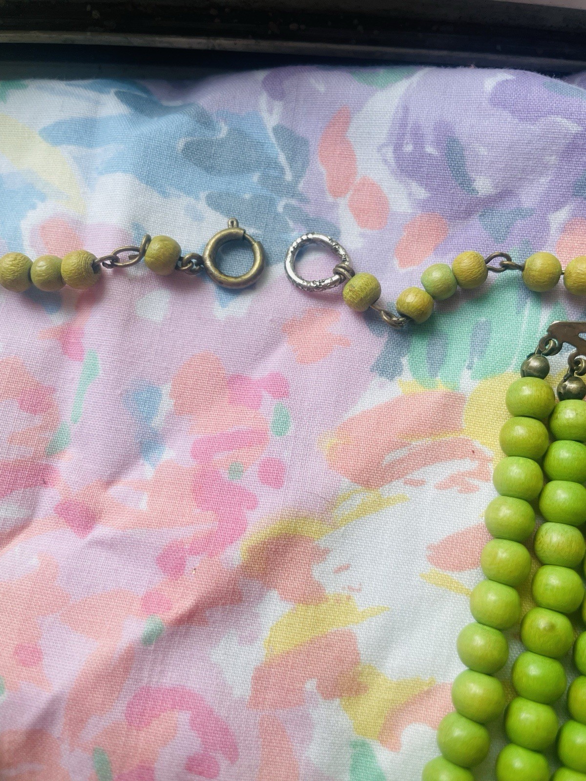 Wooden Beaded Lime Green Wire Necklace Antique ? Unknown age. Choker