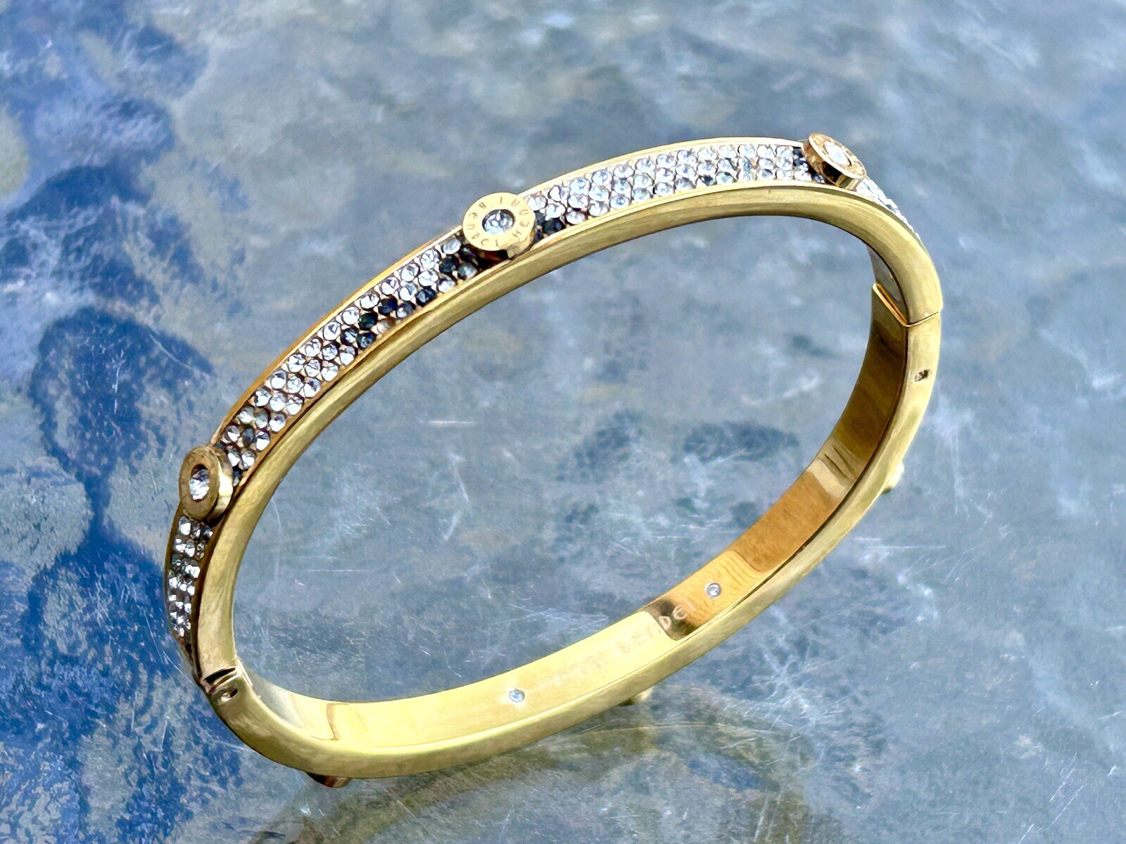 Vtg Signed Henri Bender Designer Rhinestone Gold Tone Hinged Bangle Bracelet