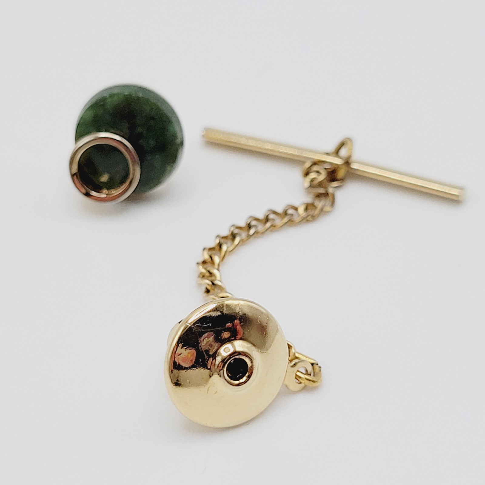 Modernist Style Dark Green Jadeite Stone Disc Open Circle Gold Tone Tie Tack Pin
