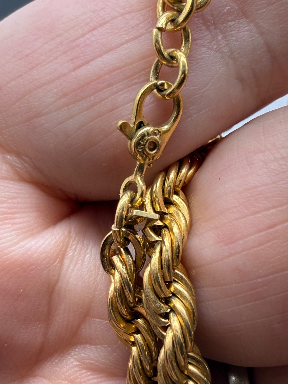 Vintage 36″ Thick Monet Necklace Twisted Rope Chain Gold Tone Sister Clasp