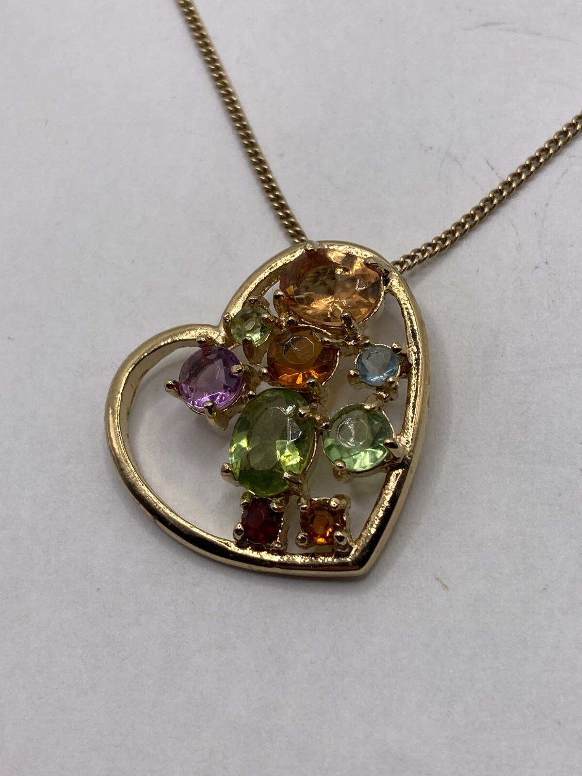 Vintage Heart-Shaped Pendant With Multicolored Stones on Goldtone Necklace