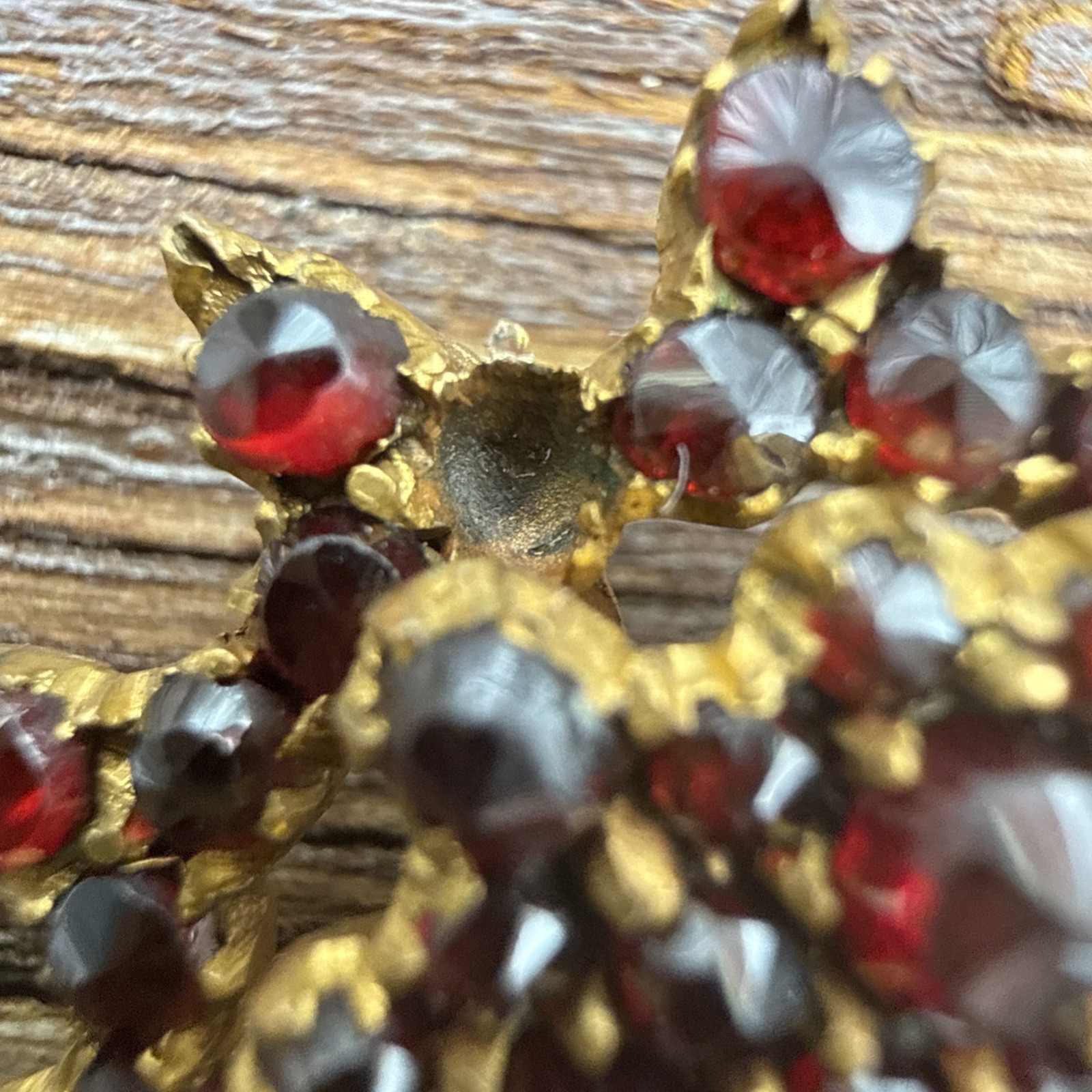Victorian-era 19th Century Bohemian Garnet Starburst Brooch