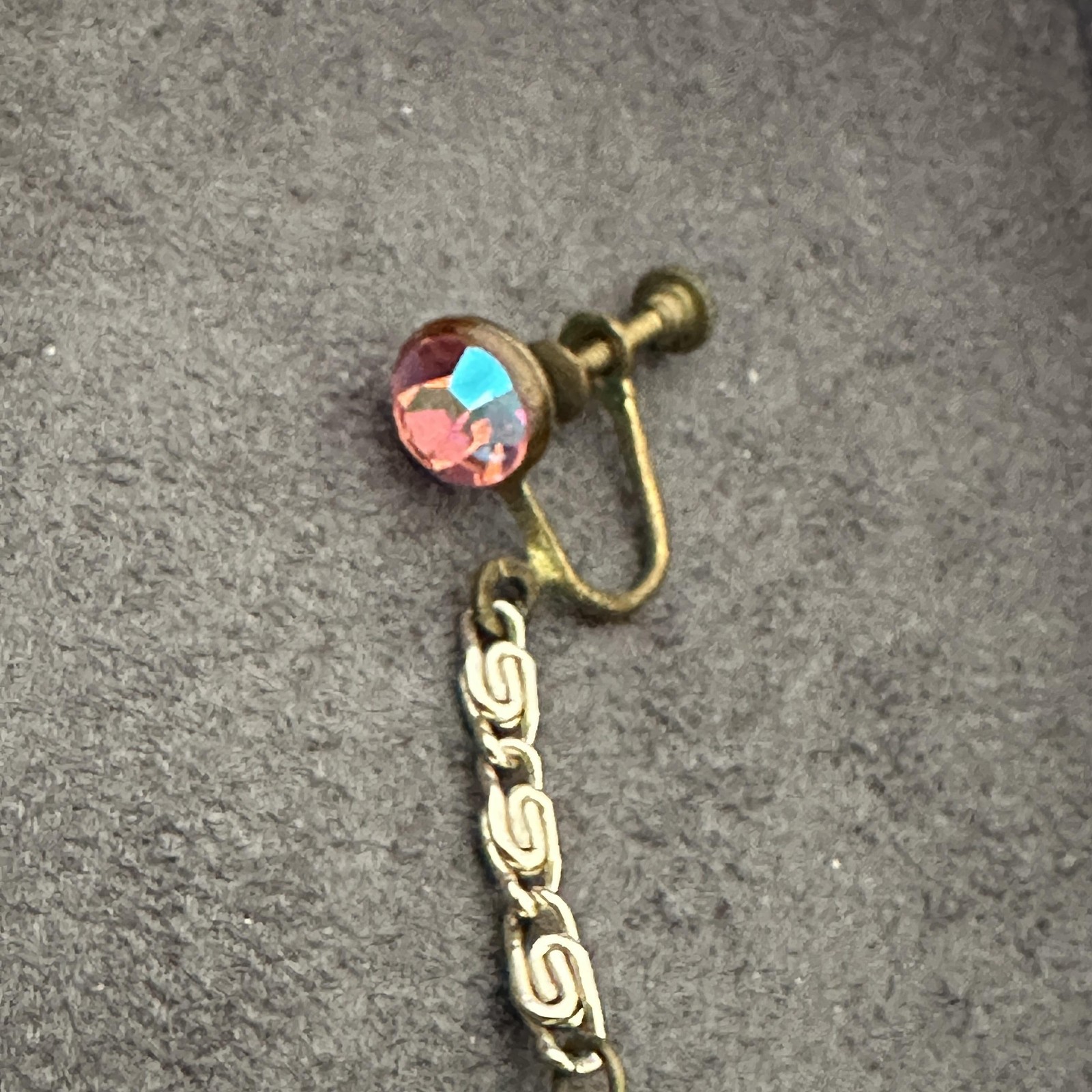 Vintage Ruby Red Pink Crystal Dangle Earrings AB Rhinestone Screw Back Gold Tone