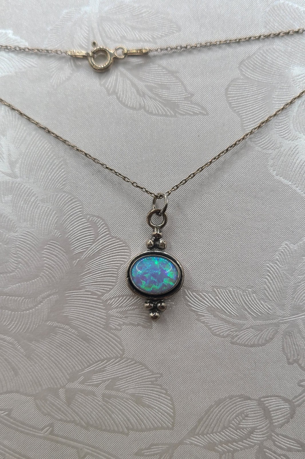 Vintage Sterling Silver 925 Italy Blue Fire Opal Charm Pendant 19″ Necklace