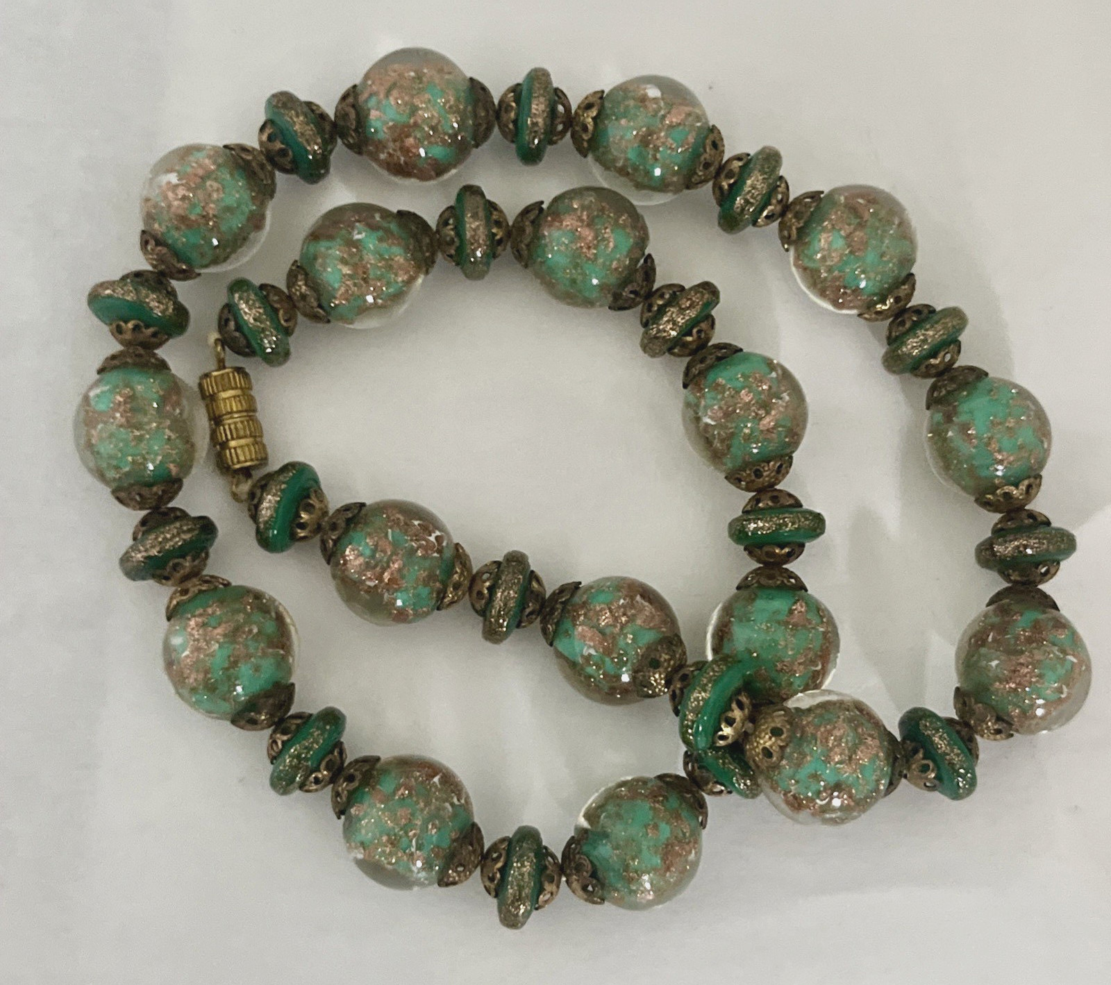Vintage Murano Foil Glass Necklace Beaded Venetian Italy Estate Jewelry Green