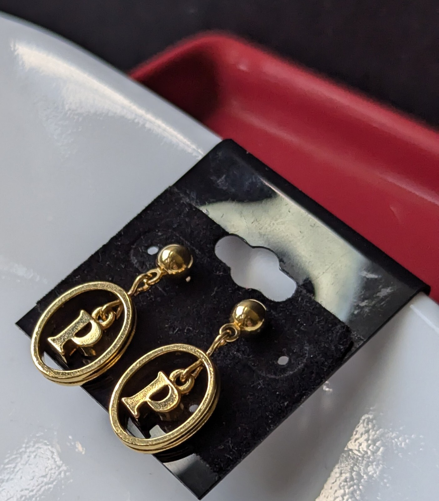 Vintage Pair GOLD Tone POST Stud DANGLE Monogram Letter P Initial 1″ EARRINGS