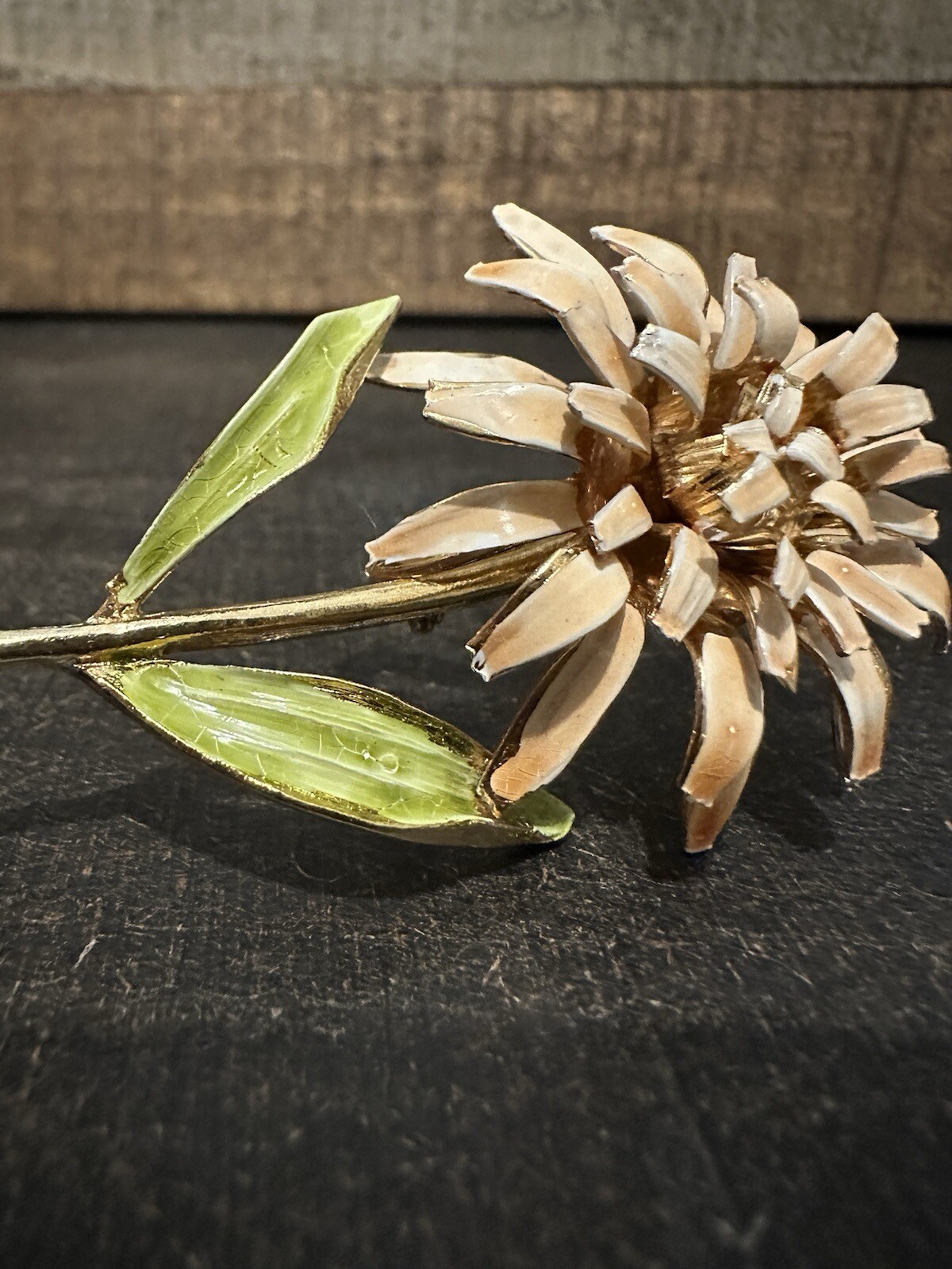 Enamel Green And Light Pink Flower Brooch Gold Tone
