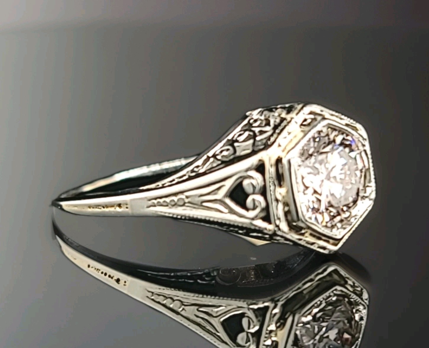 18k White Gold Vintage Engagement Ring 1.10ct.Euro Cut Round Champagne Diamond