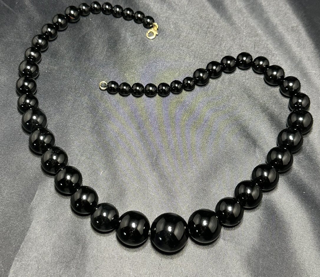 Black Onyx Necklace Knot BEAD ,14k Gold Lobster Claw CLASP Fine Jewelry Vintage