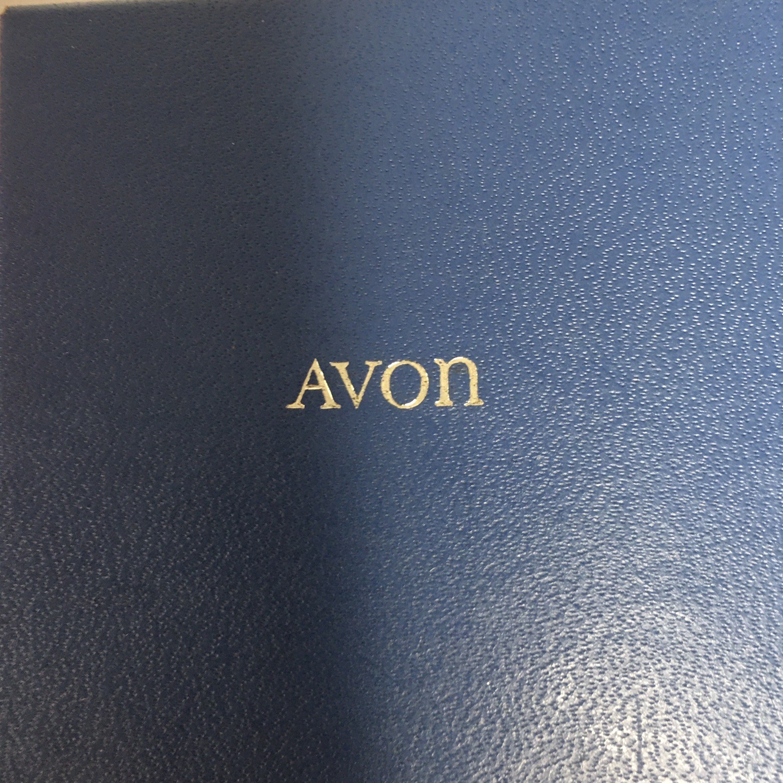 1971 VTG Avon Evening Creation Flower Simulated Pearl Necklace Earrings Box Set