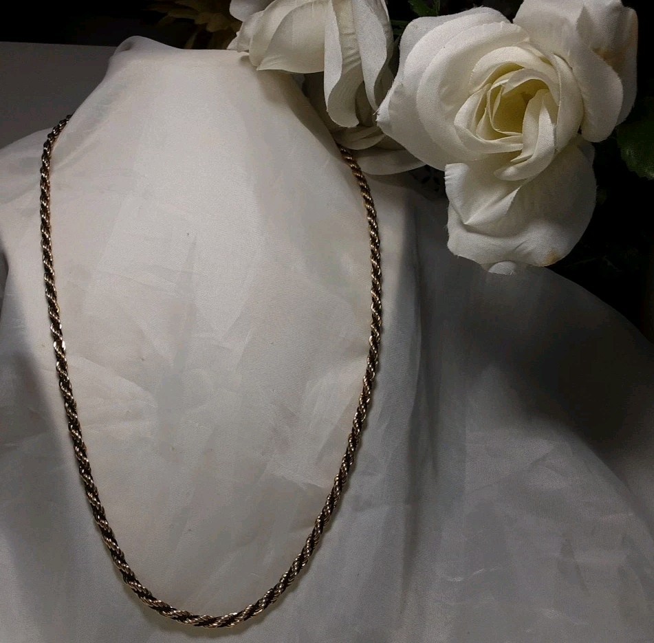 Necklace Gold Tone Metal & Blackish Tread Twisted 24″ Vintage Jewerly